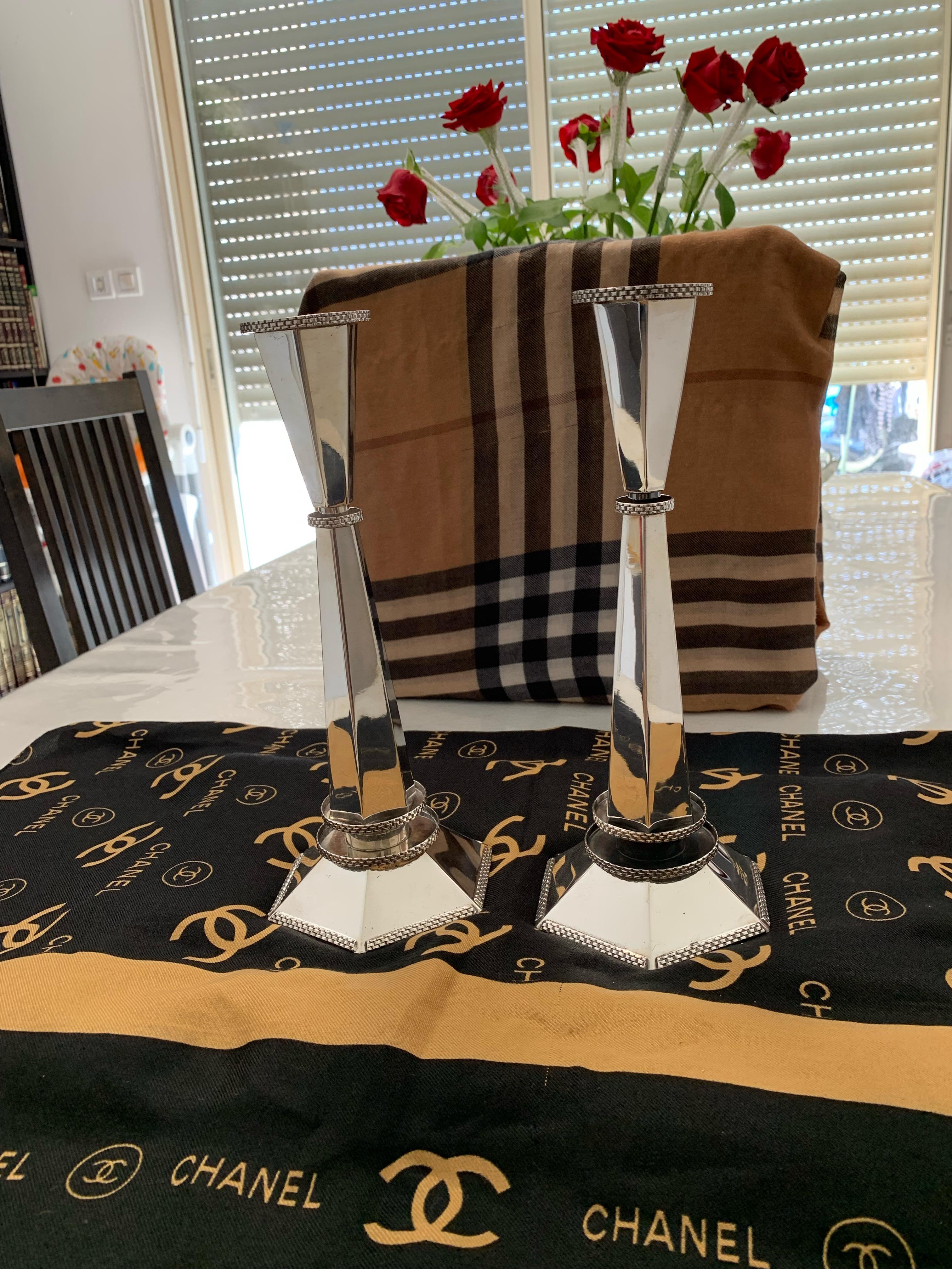 Vintage Sterling Silver Candle Holder Set In Excellent Condition For Sale In Ramat Gan, IL