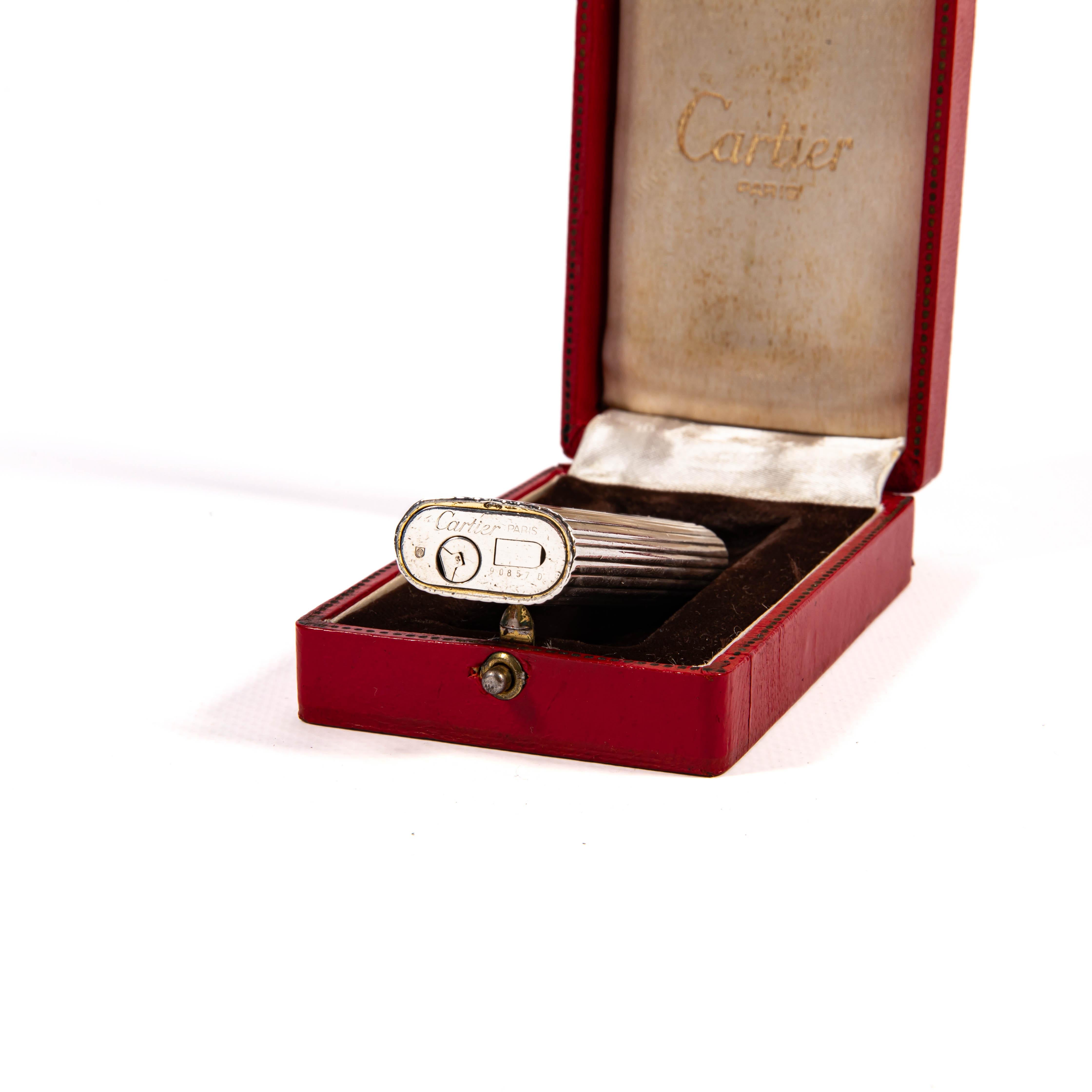 Accendino d'epoca in argento Sterling CARTIER Les Must in scatola 1970s in vendita 5