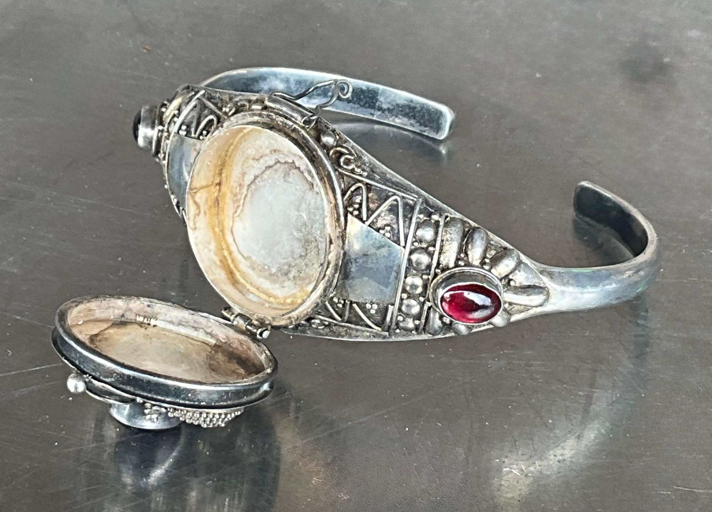 Vintage Sterling Silver Cleopatra Poison Locket Cuff Bracelet For Sale 2