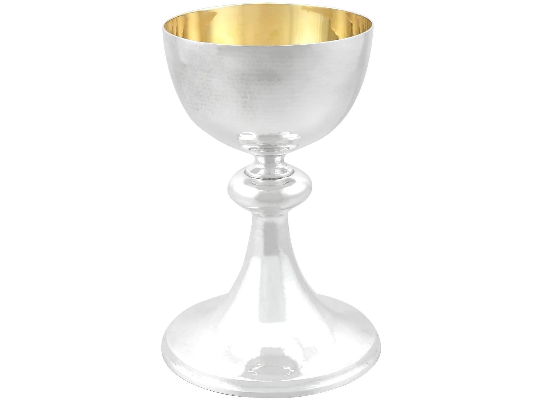 Inglese Set di calice e patena da comunione in argento sterling vintage in vendita