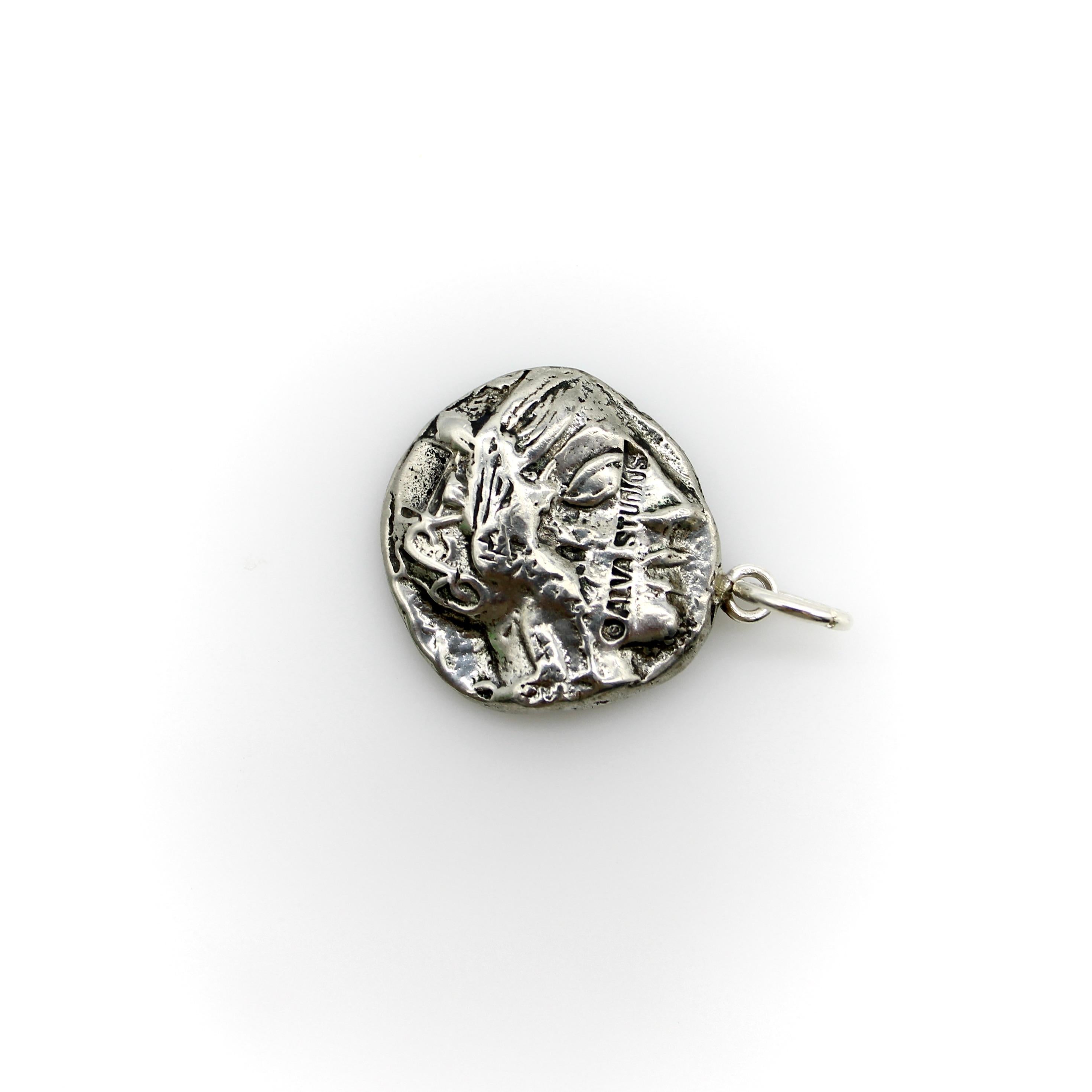 Vintage Sterling Silver Copy of Athenian Tetradrachm Coin Pendant im Angebot 1