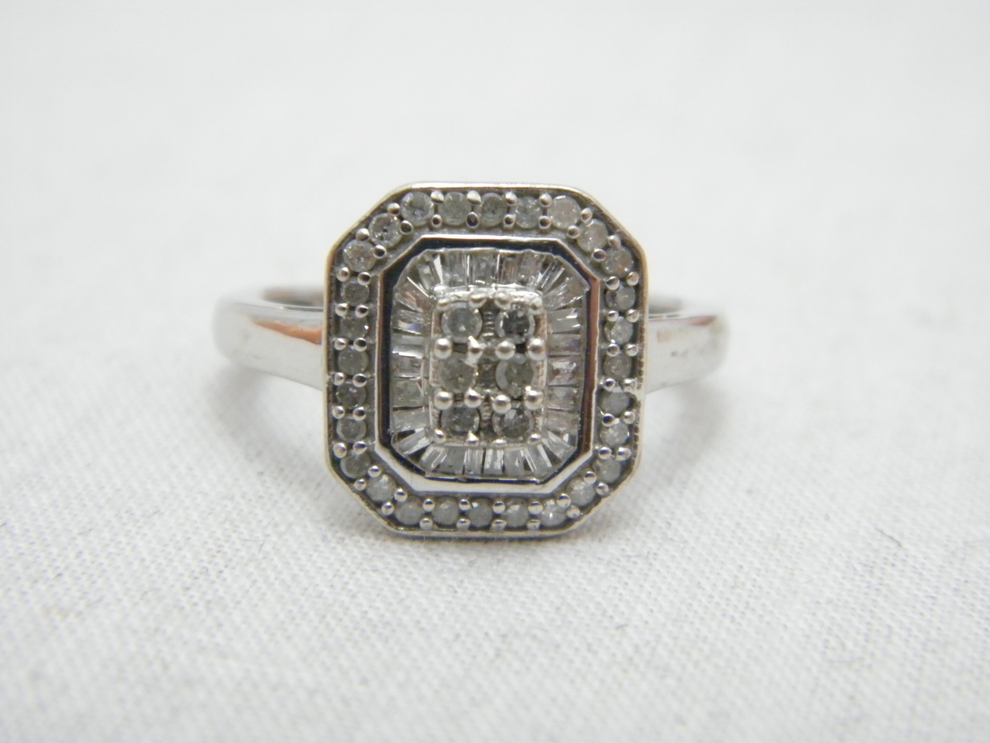 Contemporary Vintage Sterling Silver Diamond Cluster Signet Ring Size P1/2 8 925 Purity 1.25 For Sale