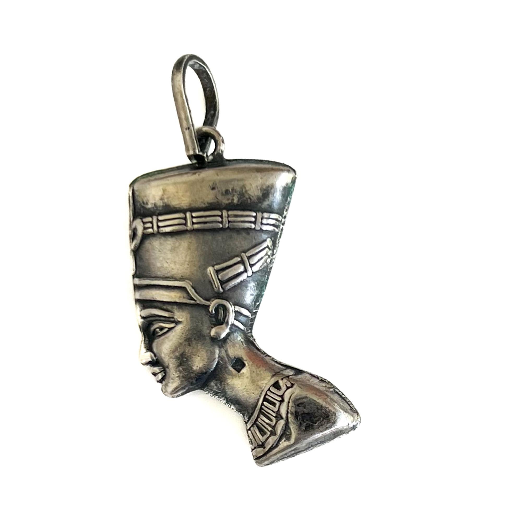 Egyptian Revival Vintage Sterling Silver Egyptian Pharaoh Nefertiti Bust Charm Pendant