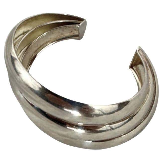 Old style charm bracelets Clearance