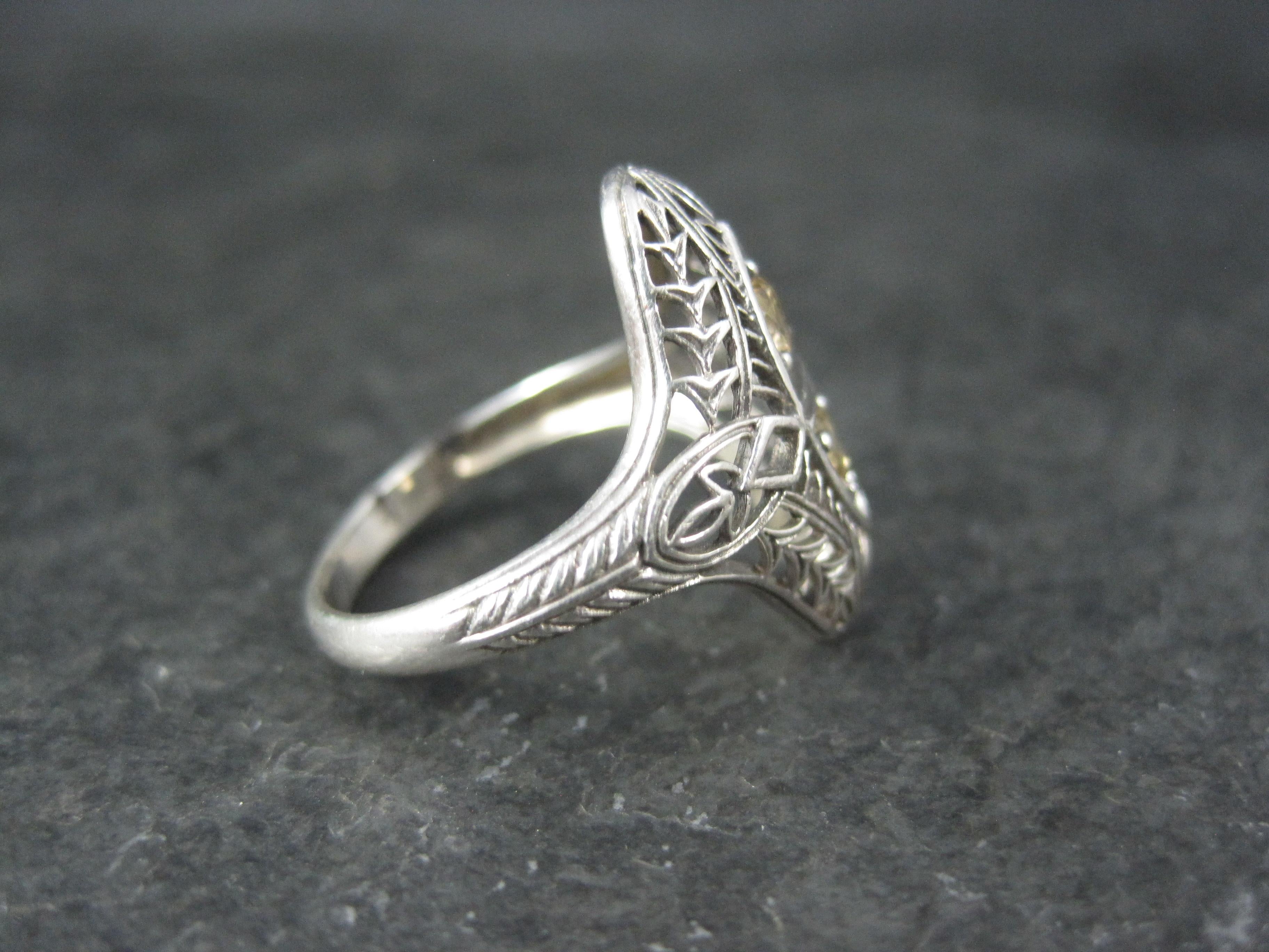 Taglio rotondo Anello vintage in argento filigranato con citrino misura 6 Riproduzione Art Deco in vendita