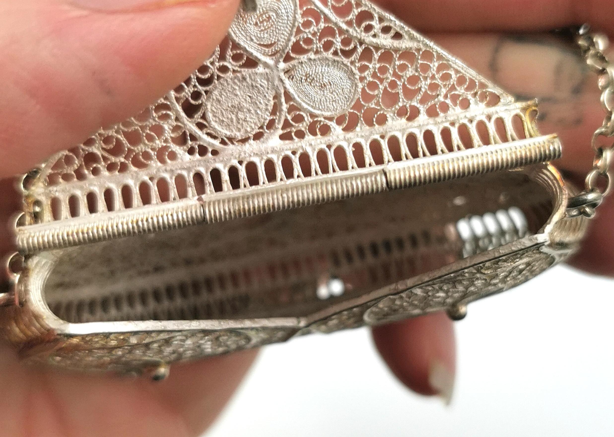 Women's Vintage Sterling silver filigree purse, Shamrock For Sale