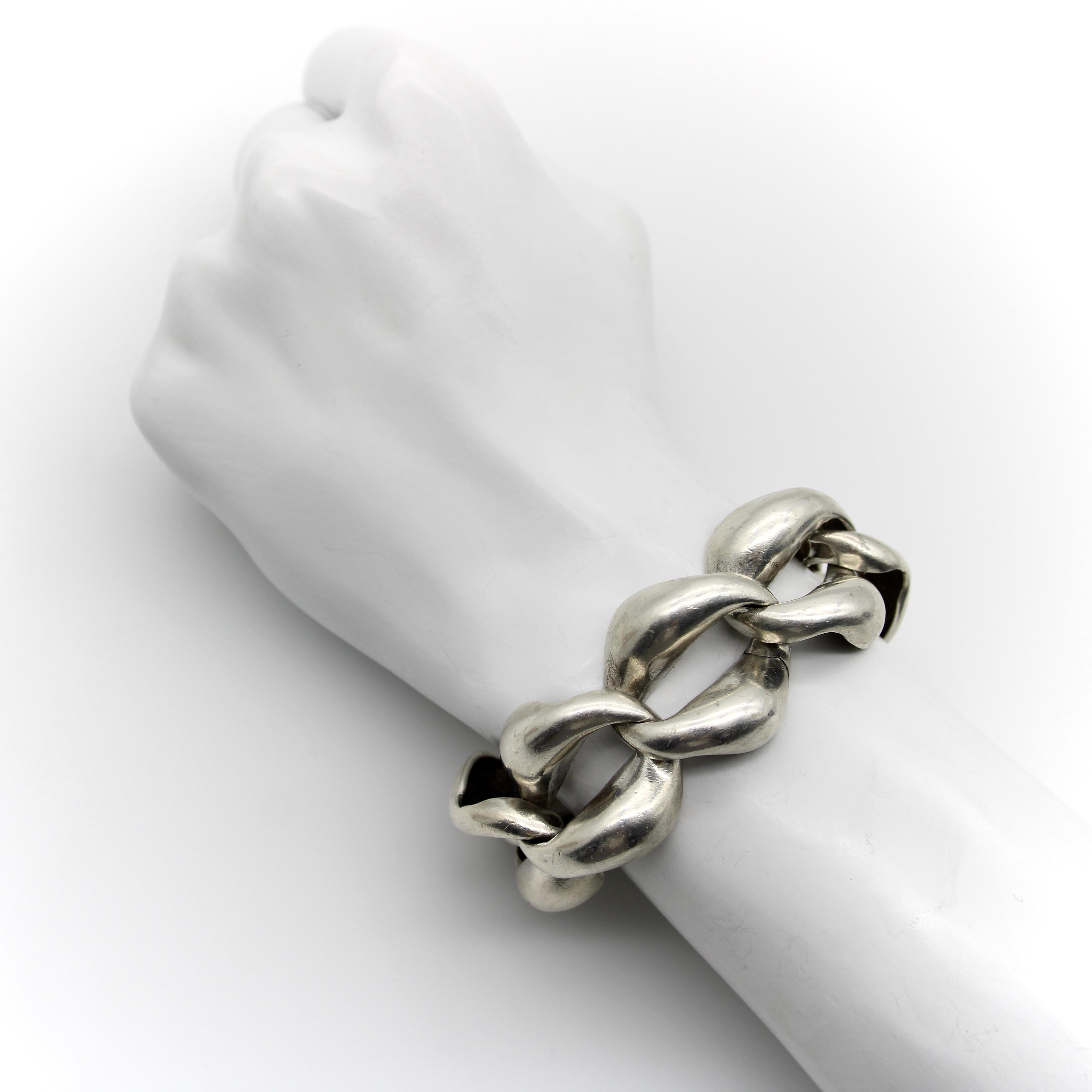 Vintage Sterling Silver Giant Curb Link Bracelet  In Good Condition For Sale In Venice, CA