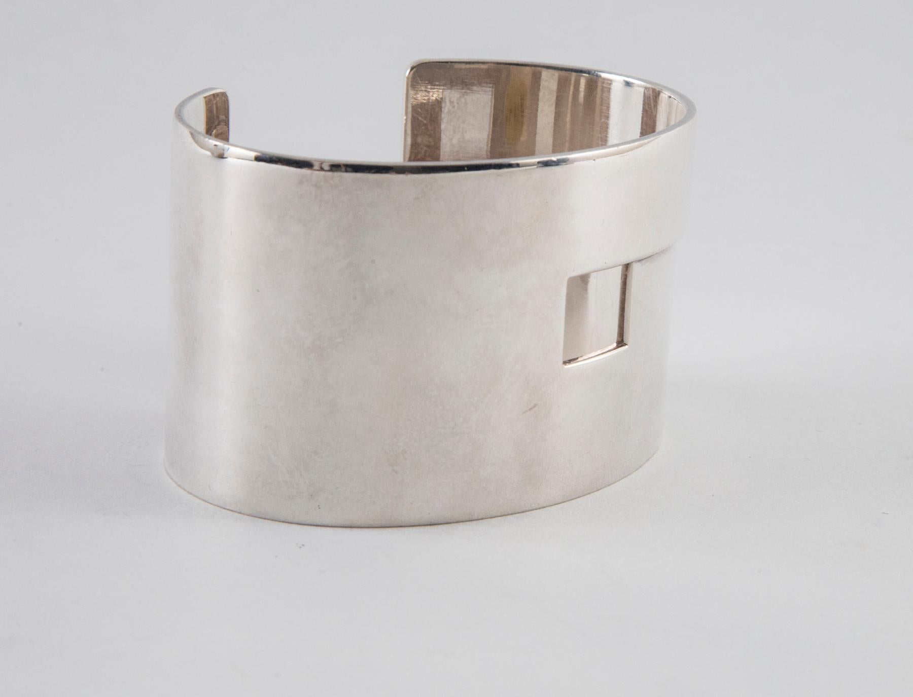 gucci silver cuff bracelet