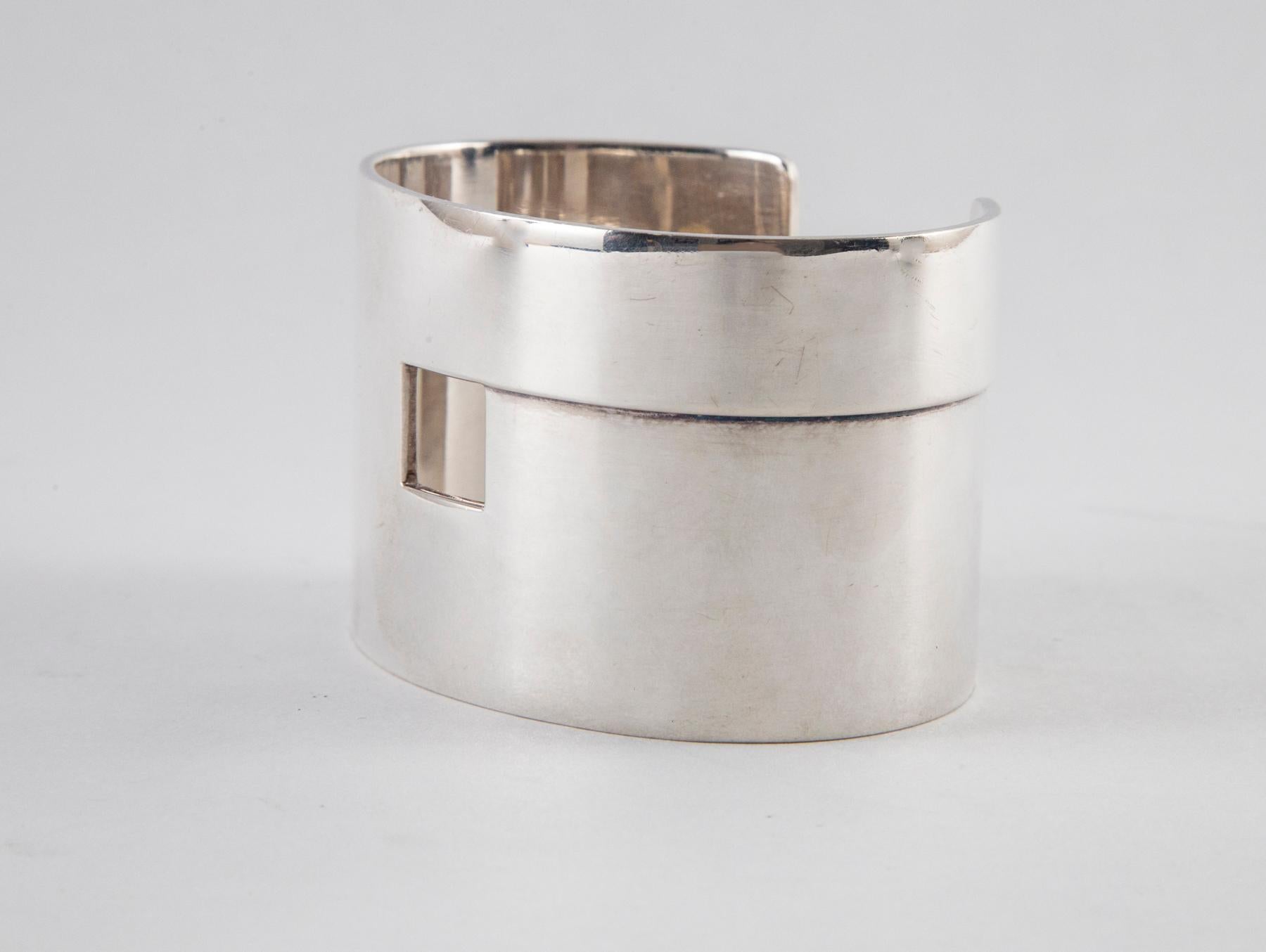 Women's or Men's Vintage Sterling Silver Gucci Cuff