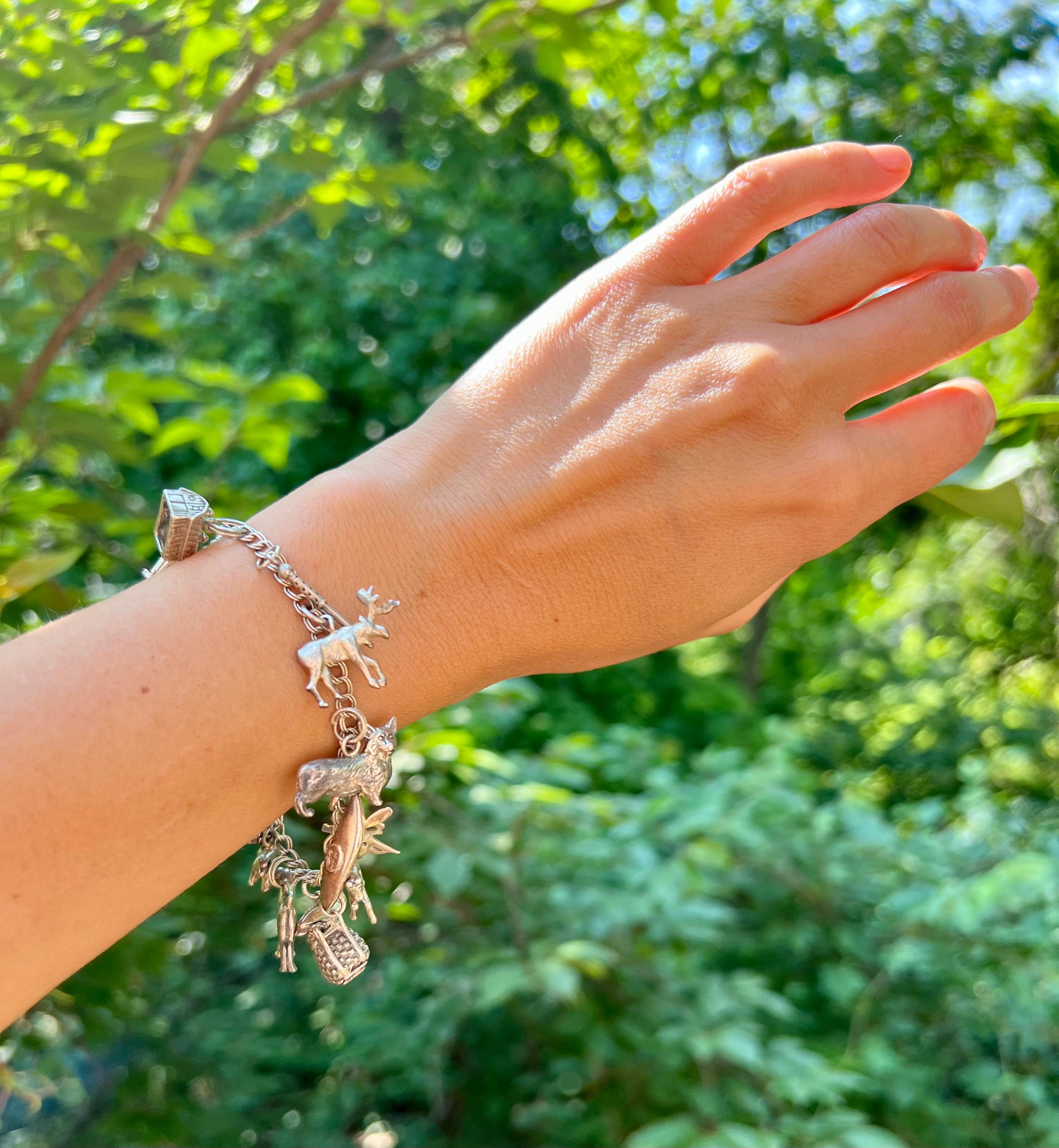 Vintage-Charm-Armband aus Sterlingsilber mit Jagdmotiv, 1960er Jahre (Moderne)