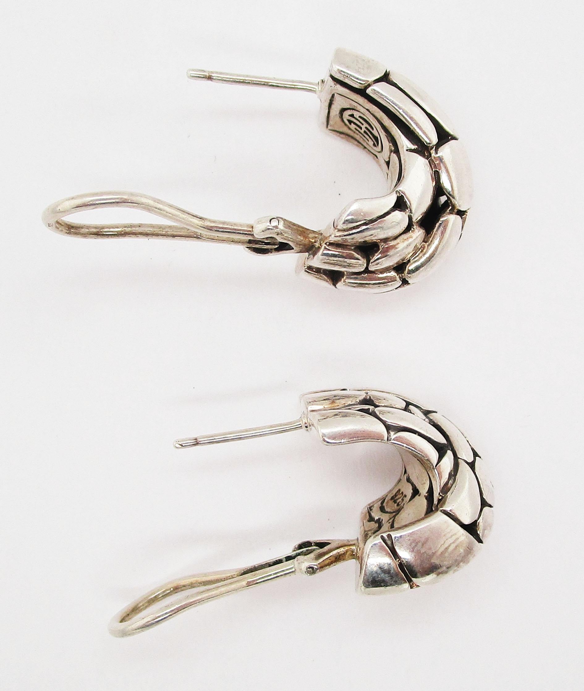 Vintage Sterling Silver John Hardy Earrings In Excellent Condition In Lexington, KY