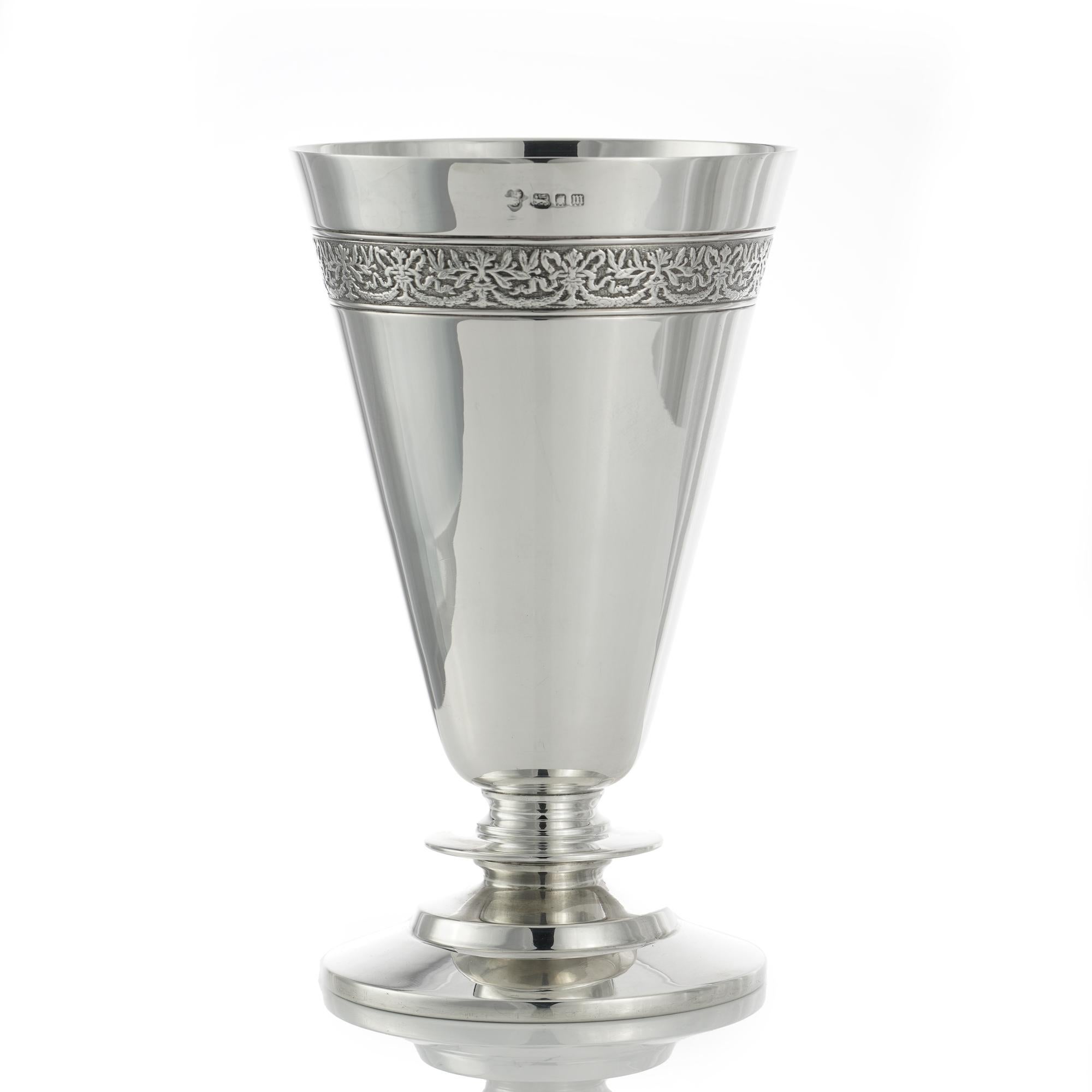Vintage sterling silver large goblet.
Made in England, London, 1927
Maker: Charles Boyton & Son Ltd.
Fully hallmarked. 

 Approx. Dimensions - 
 Diameter x height: 11.4 x 18.8 cm 
 Weight: 380 grams in total. 

 Condition: Goblet is general