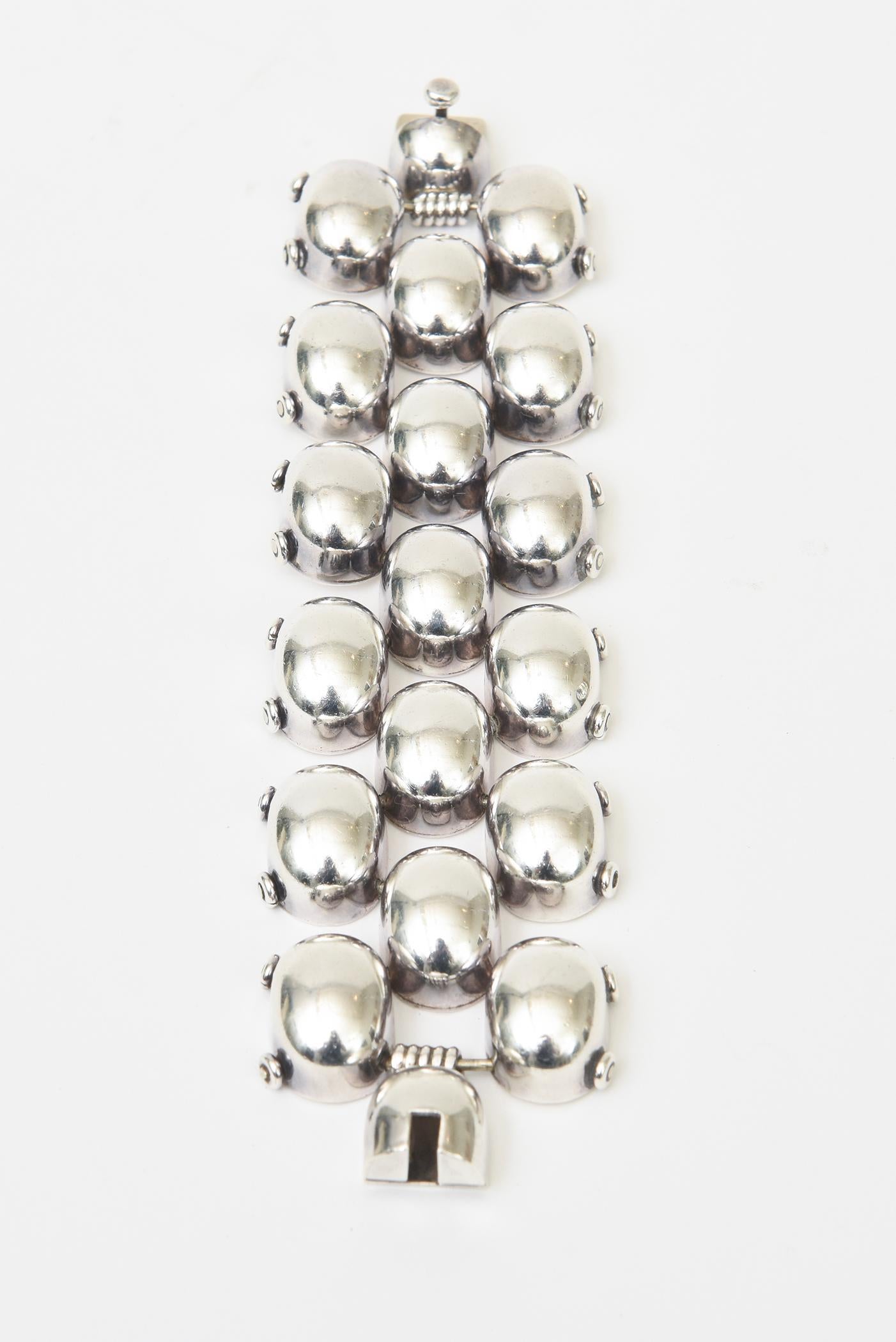 Women's or Men's Vintage Sterling Silver Linked Ball Cuff Bracelet Hallmarked For Sale