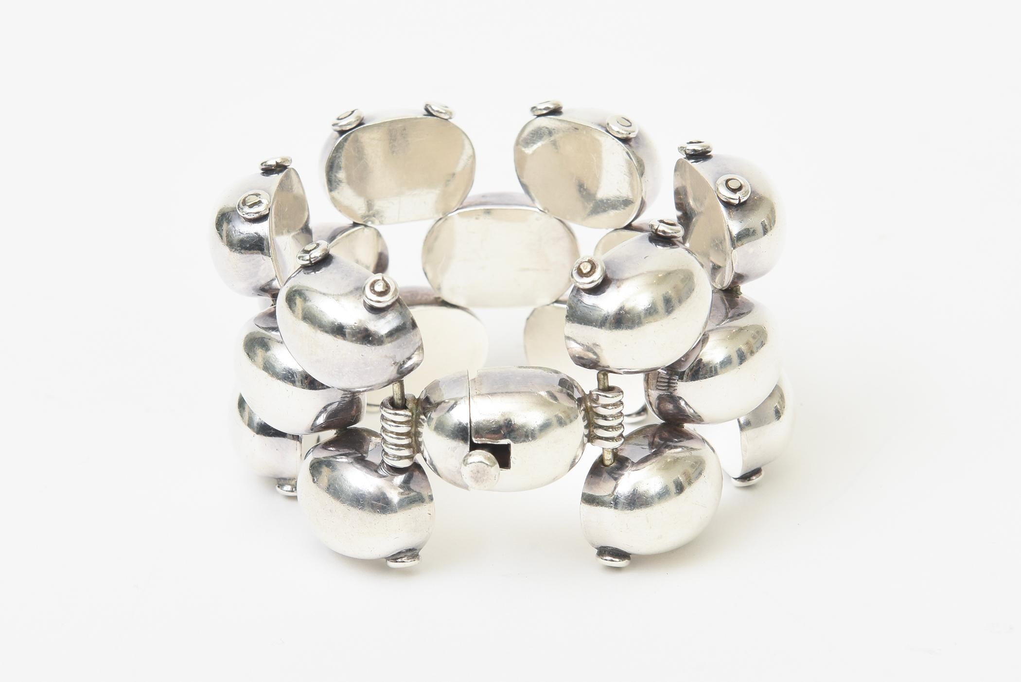 Vintage Sterling Silver Linked Ball Cuff Bracelet Hallmarked For Sale 4