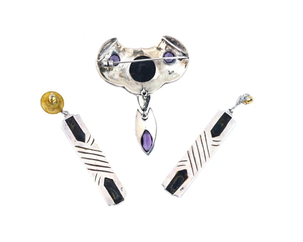 Round Cut Vintage Sterling Silver Marcasite Amethyst Onyx Brooch and Earrings Set For Sale
