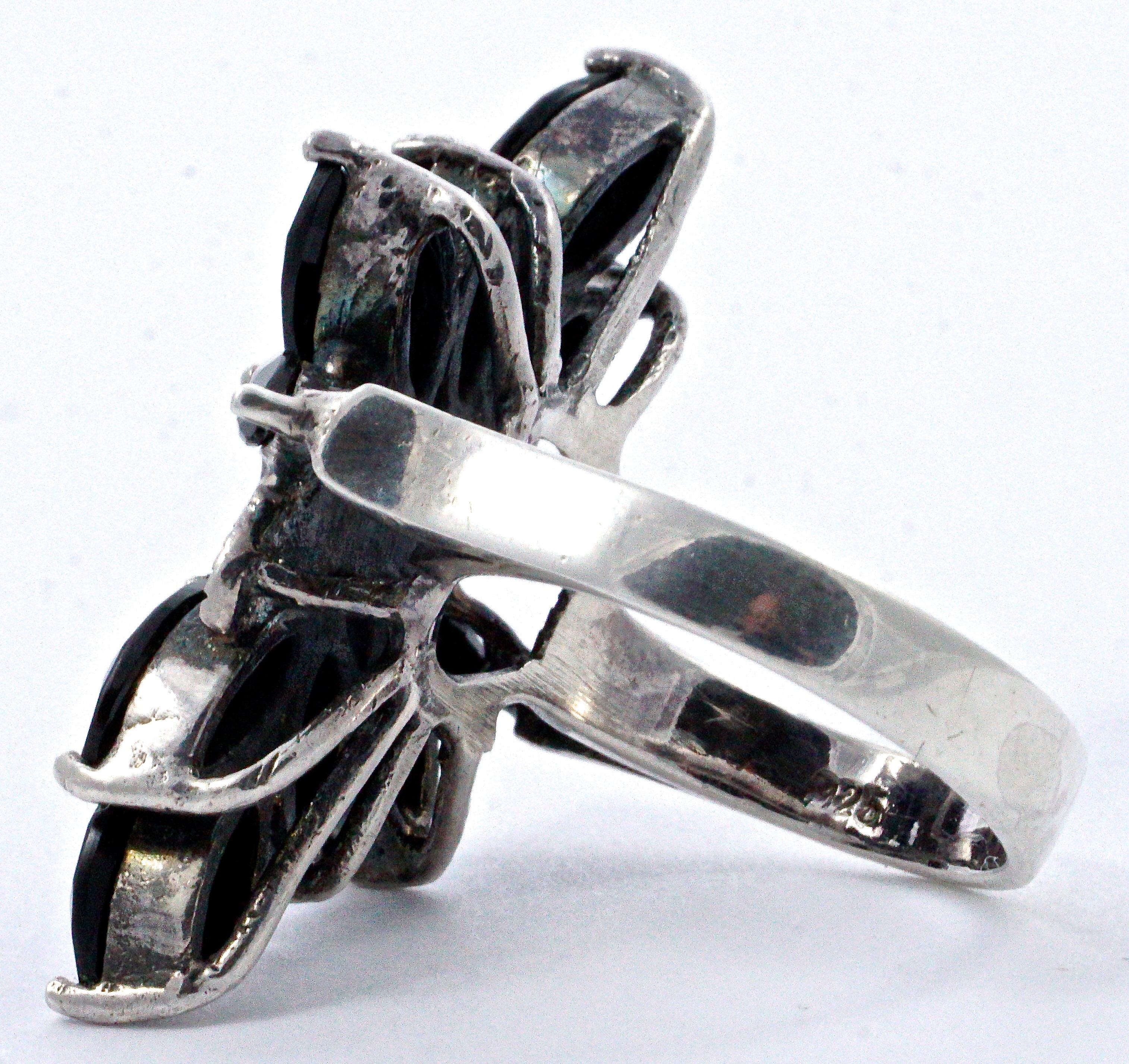 Vintage Sterling Silver Marcasite and Black Marquise Cut Glass Statement Ring  In Good Condition For Sale In London, GB