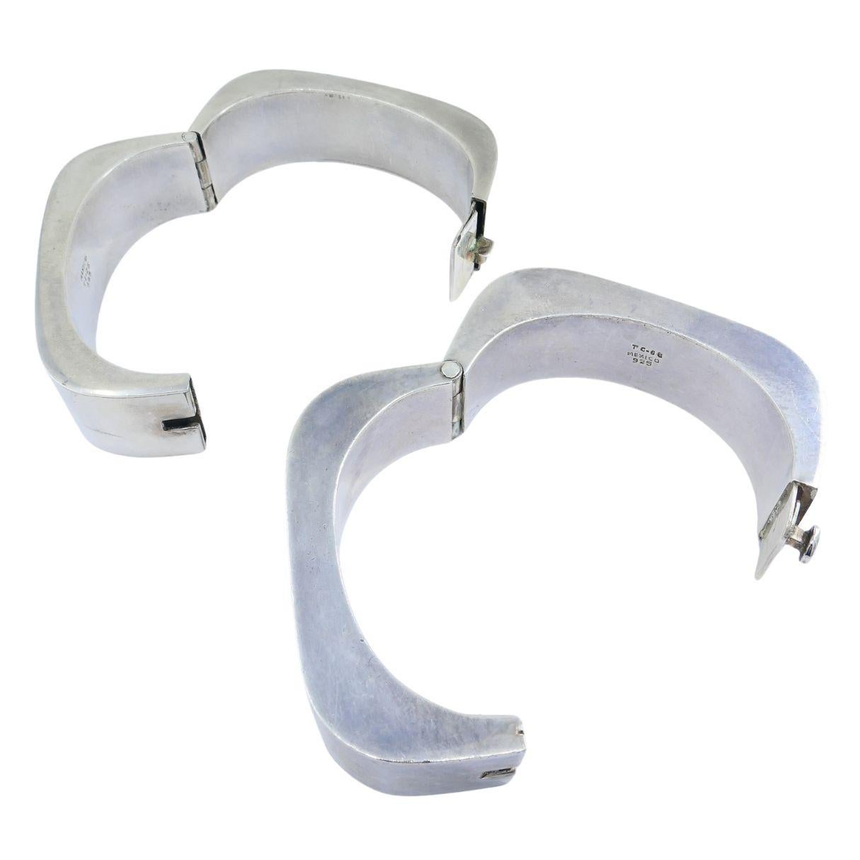 Bracciale a cerniera geometrica d'epoca in argento sterling Messico Coppia di bracciali in vendita 7