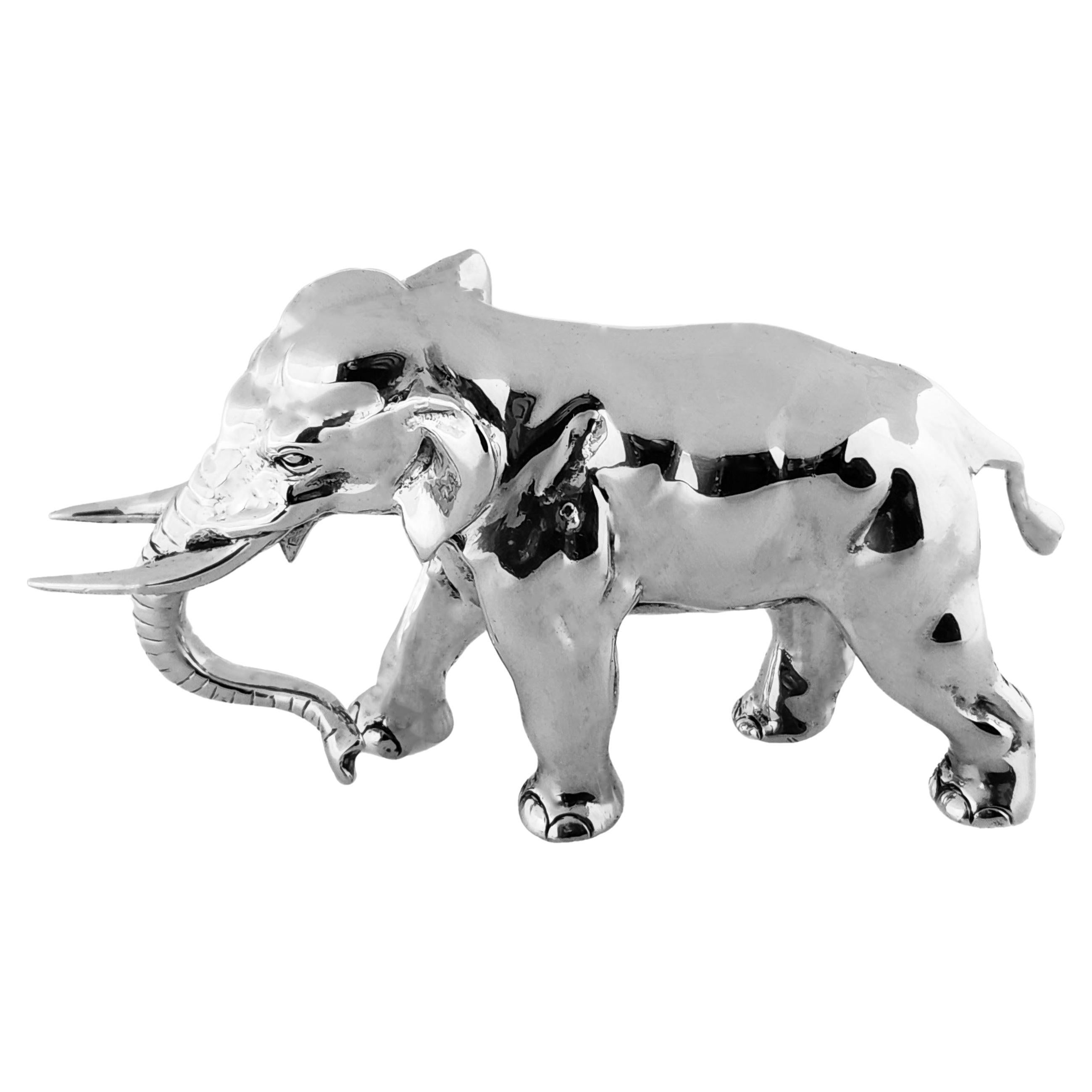 Figurine d'éléphant modèle vintage en argent sterling, 1977, lourd presse-papier  en vente