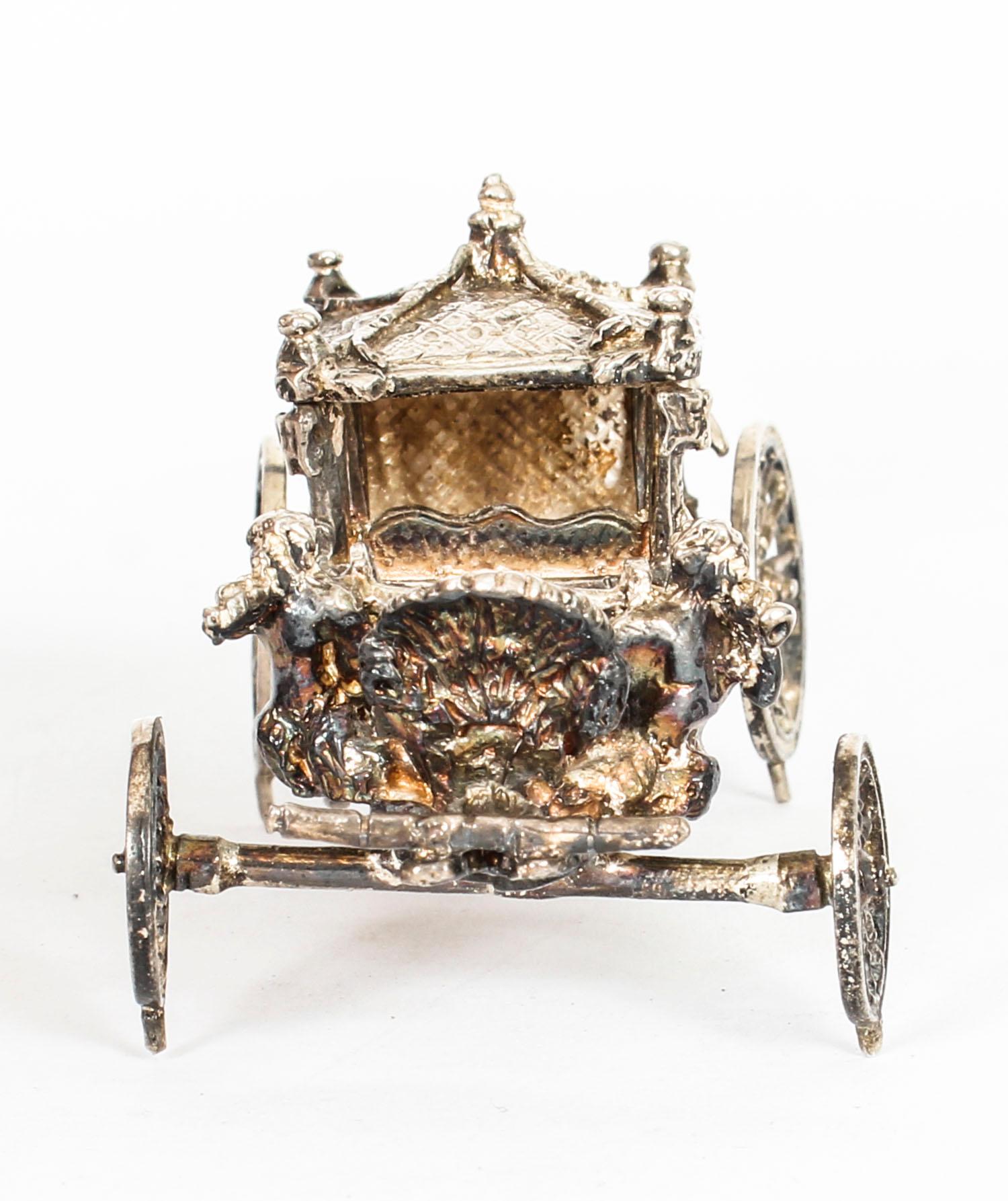 Vintage Sterling Silver Model of Queen's Coronation Coach, 20th Century 1