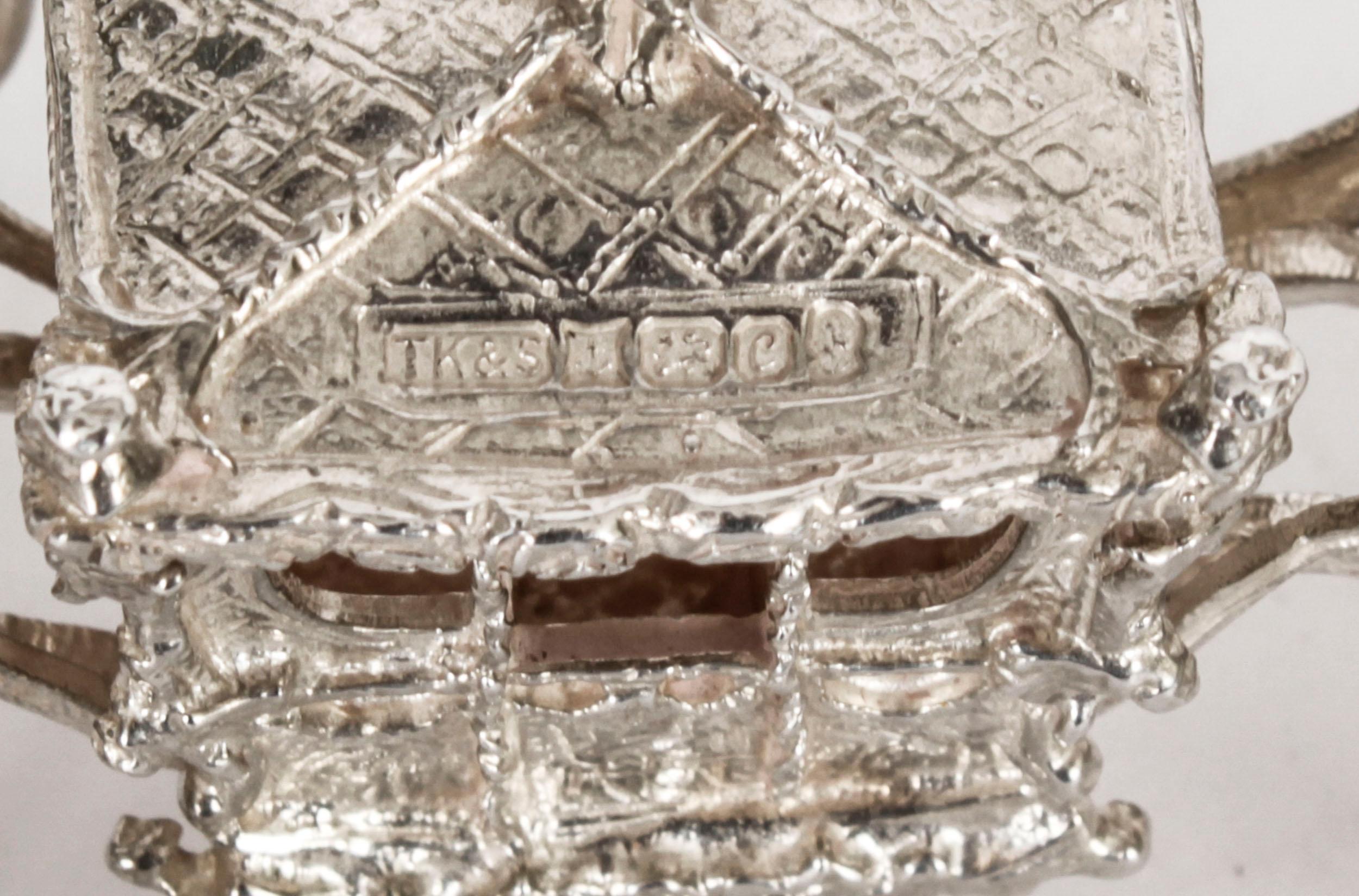 Modellino d'argento d'epoca della carrozza dell'incoronazione della regina XX secolo in vendita 4