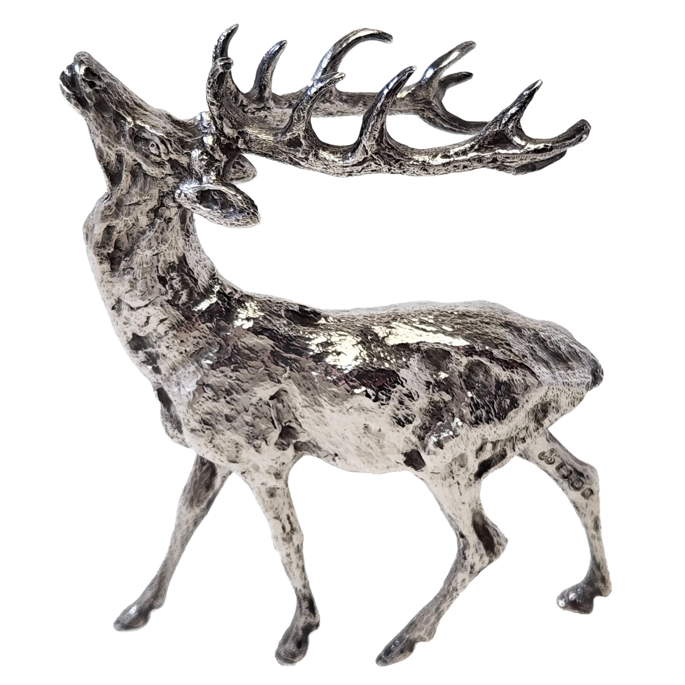An excellent Solid Silver Model of Stag with impressive horns. This Stag is beautifully modelled and appears in motion. The Model Stag is of heavy weight and good quality.

Made in London in 1974 by SMD Castings.

Approx. Weight - 506g /