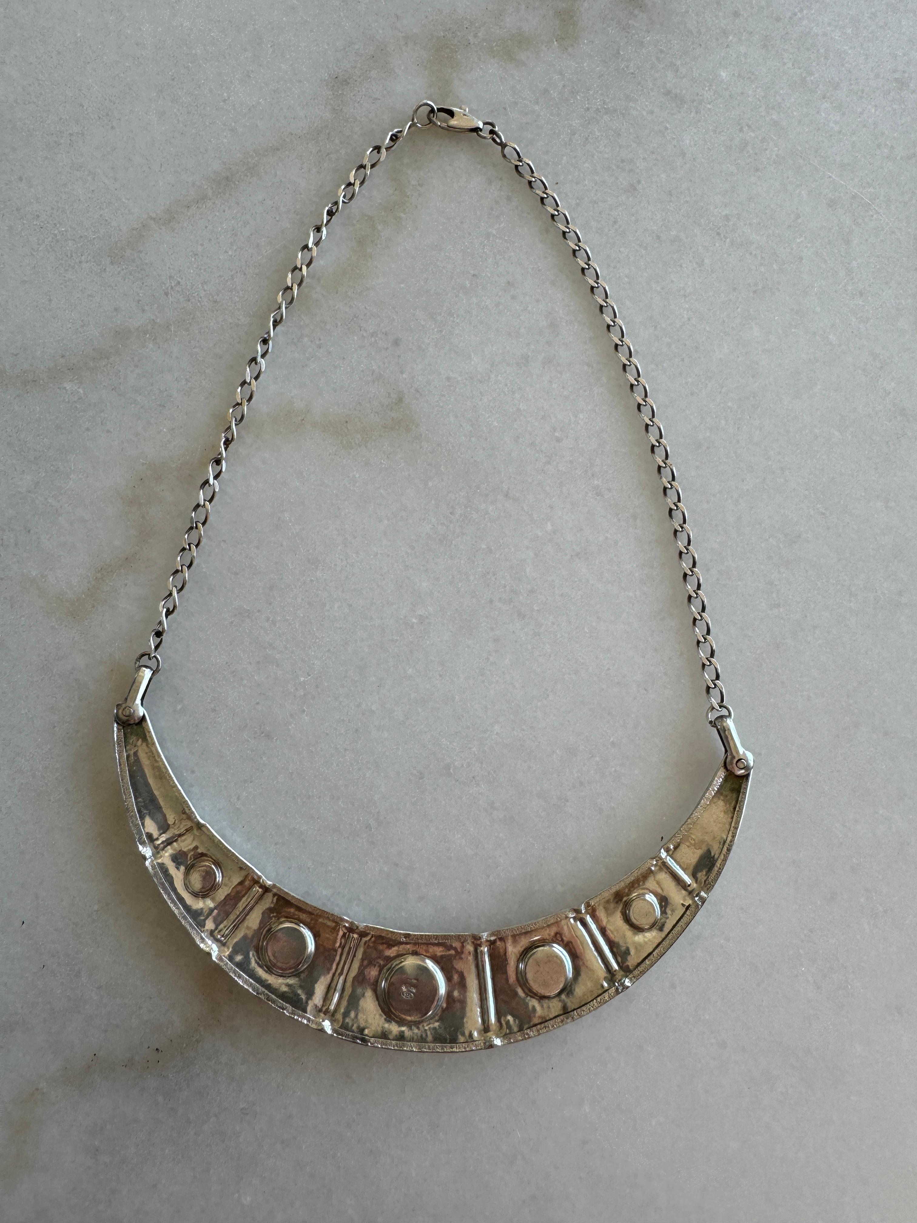 Vintage-Halskette aus Sterlingsilber mit Korallensteinen im Cabochon-Schliff im Angebot 5