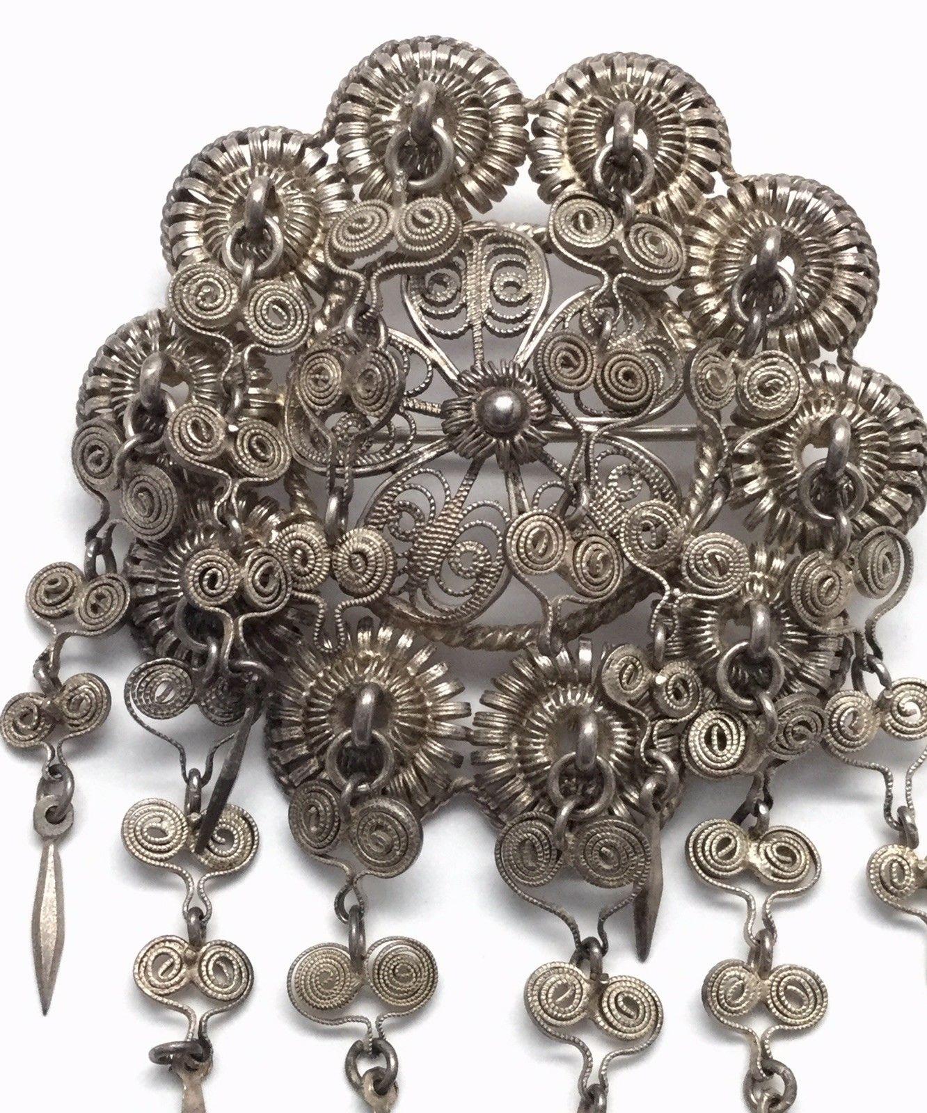 solje brooch