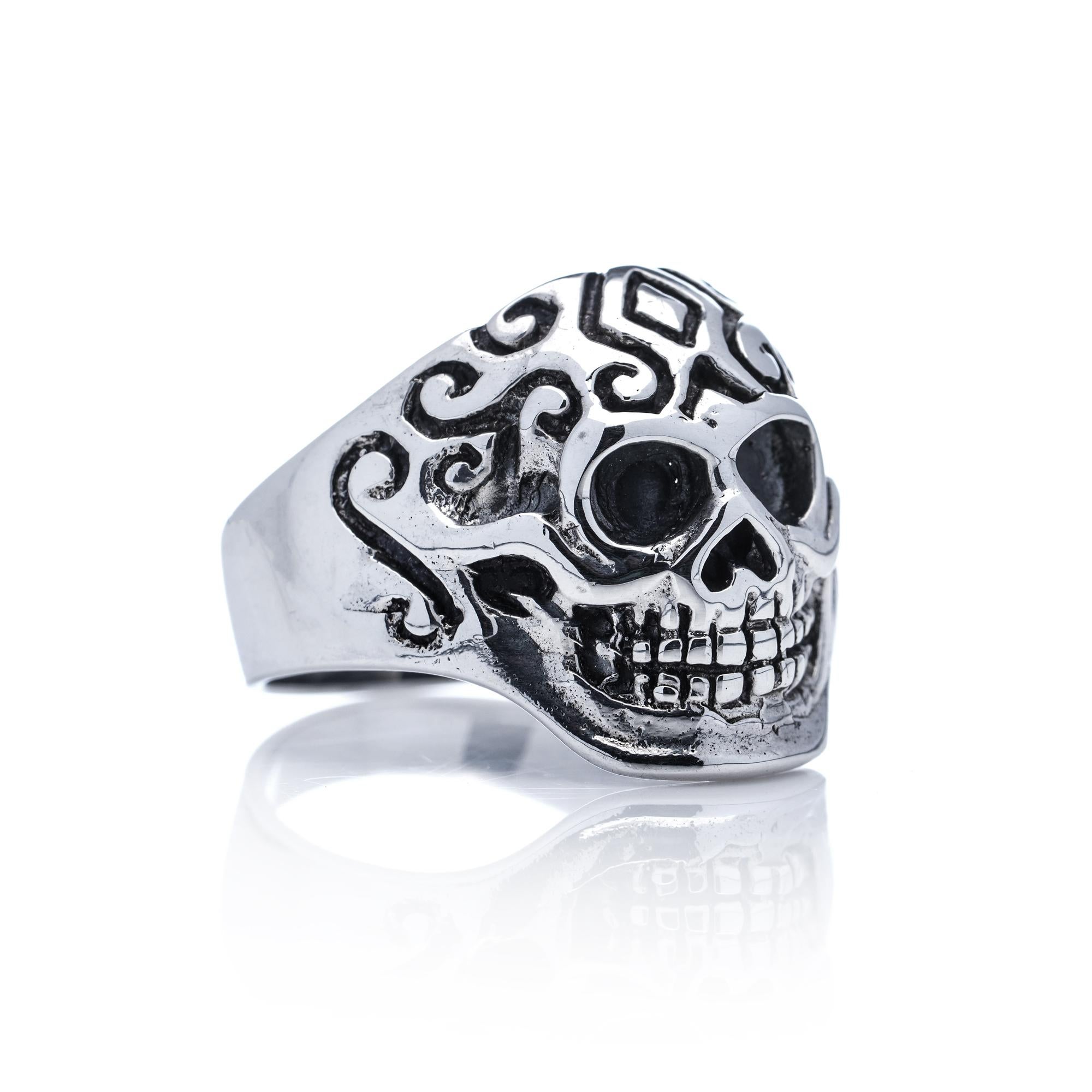 Men's Vintage Sterling Silver Ornate Skull Ring For Sale