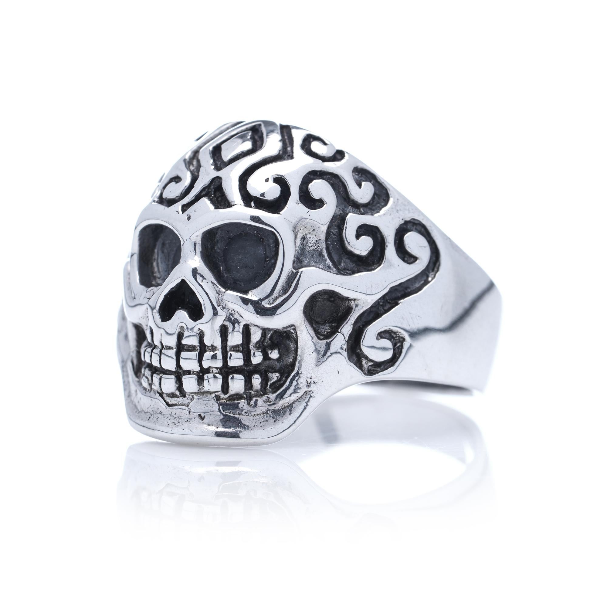 Vintage Sterling Silver Ornate Skull Ring For Sale 5