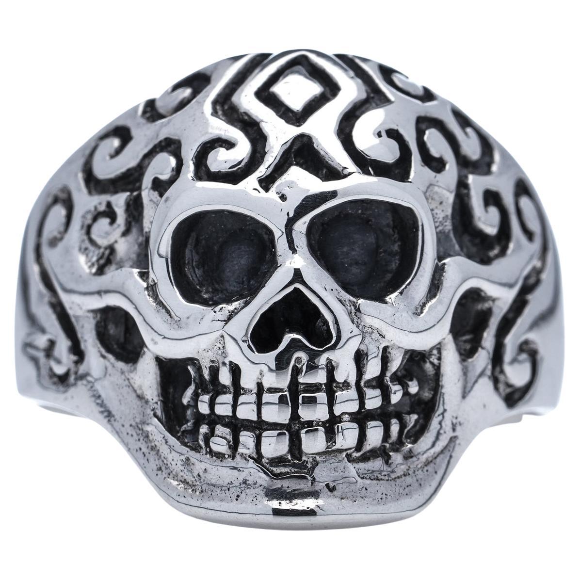 Vintage Sterling Silver Ornate Skull Ring For Sale