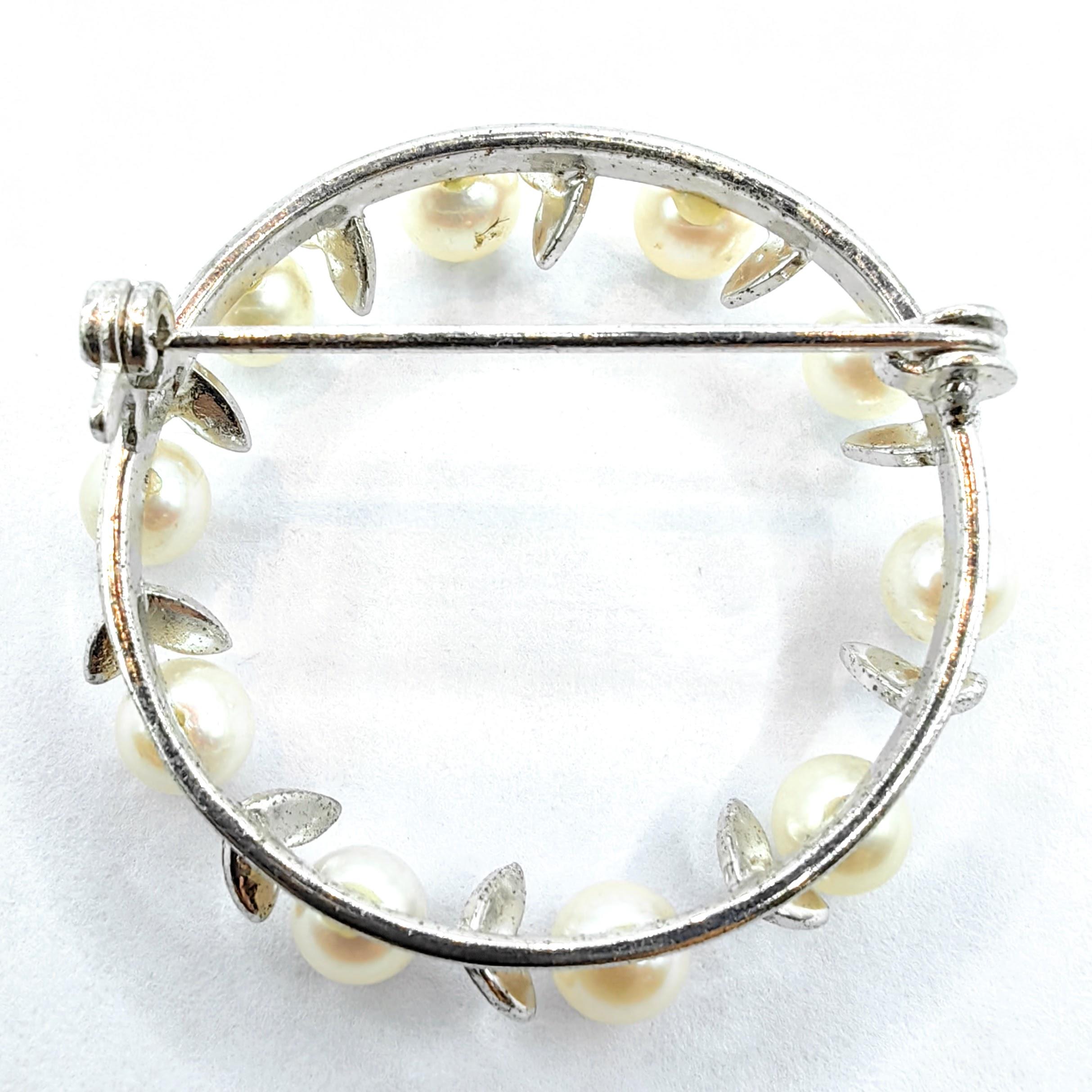 Art Deco Vintage Sterling Silver Pearl Wreath Brooch with Filigree Leaf Accents For Sale