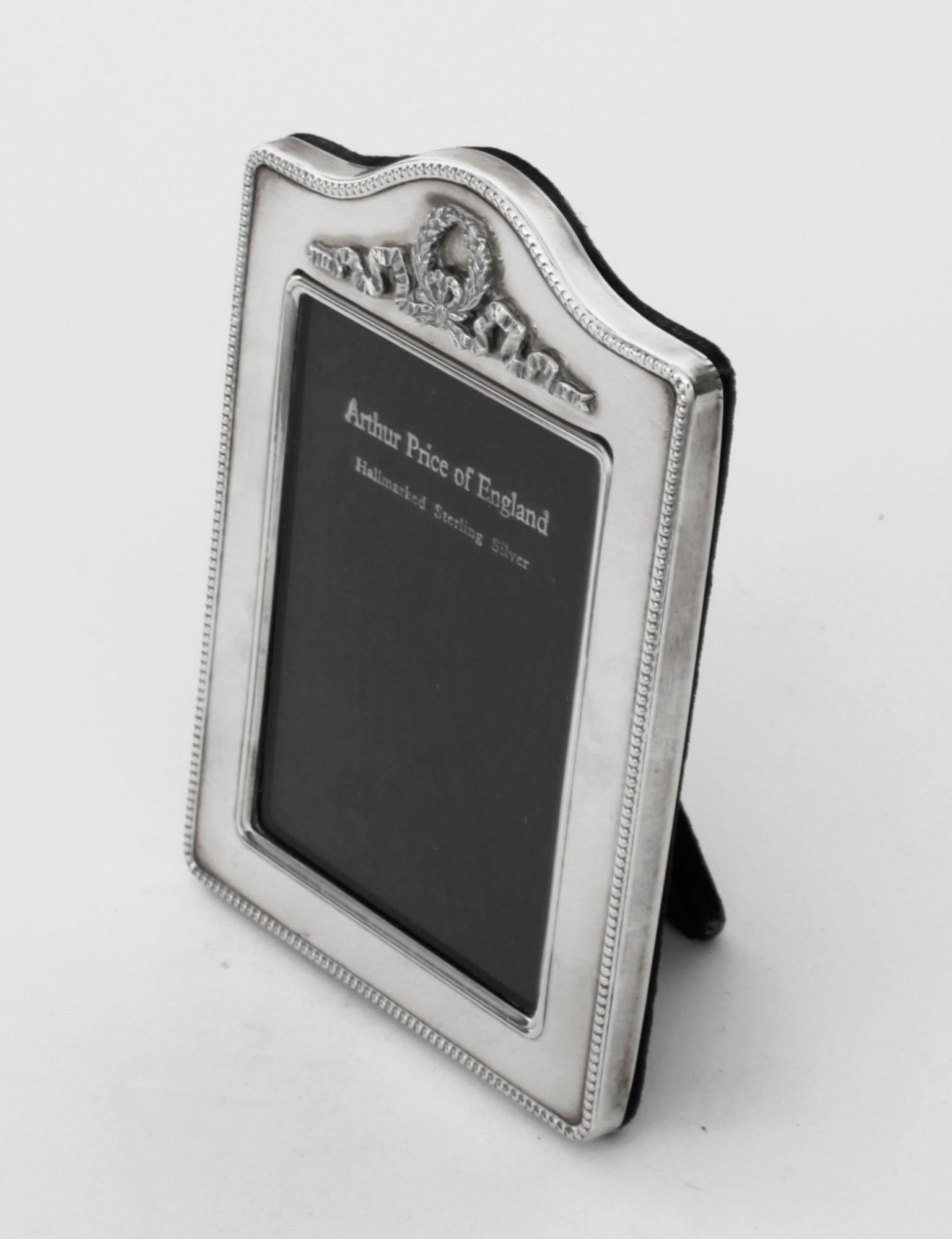 Vintage-Fotorahmen aus Sterlingsilber von Arthur Price & Co, Vintage, 1996, 13x9cm (Silber) im Angebot
