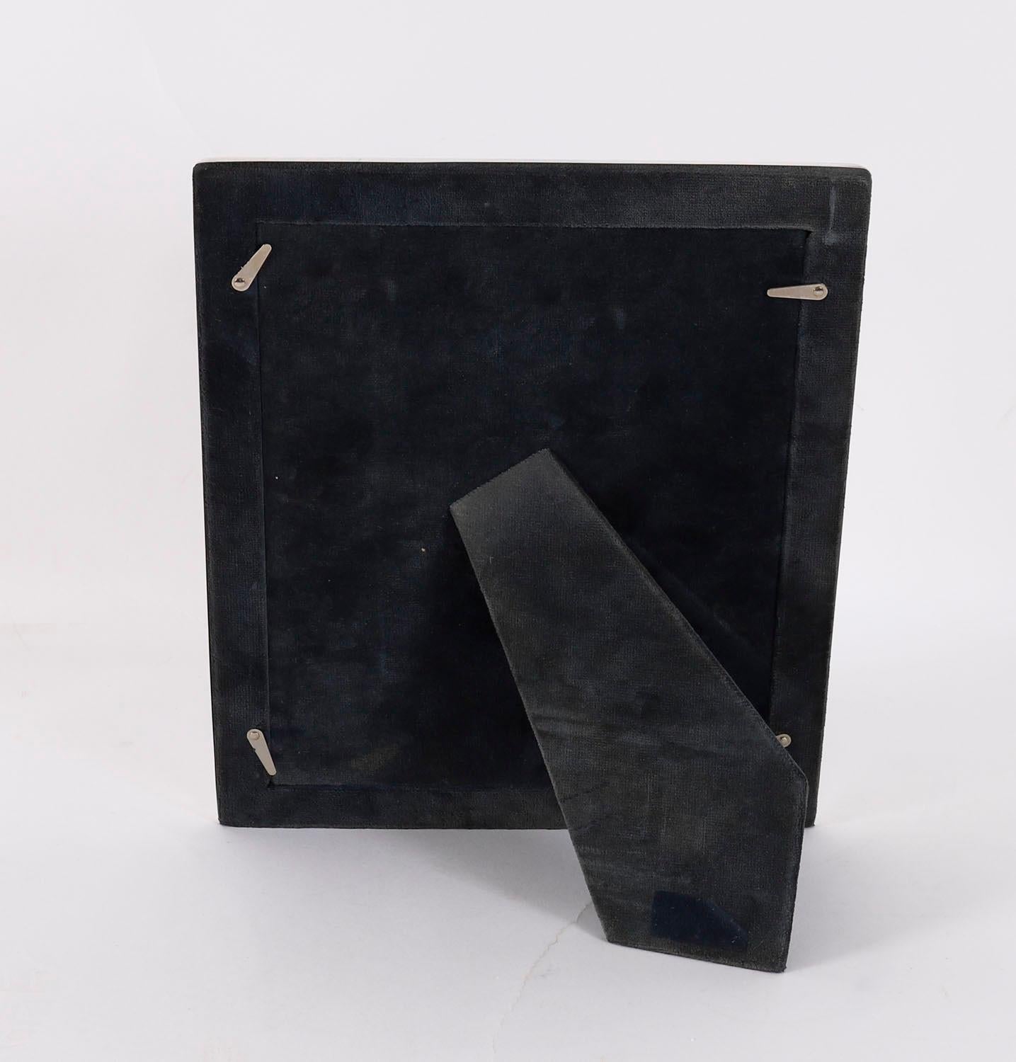 Portafoto d'epoca in argento Sterling di Carrs 20th C. 31x26cm in vendita 5