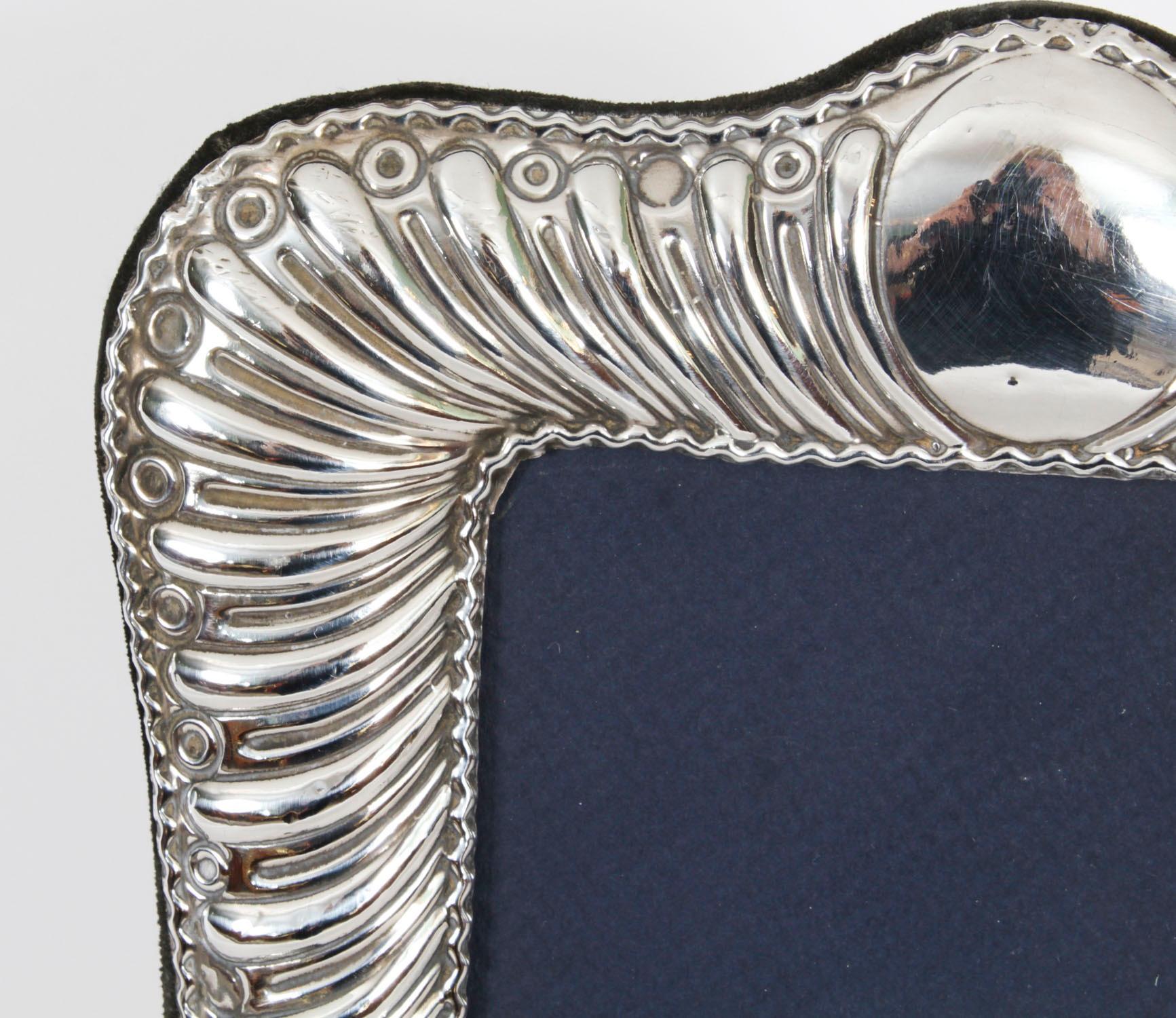Fine XX secolo Portafoto d'epoca in argento 925 datato 1988 20° C. 30x24cm/12x9.5inches in vendita