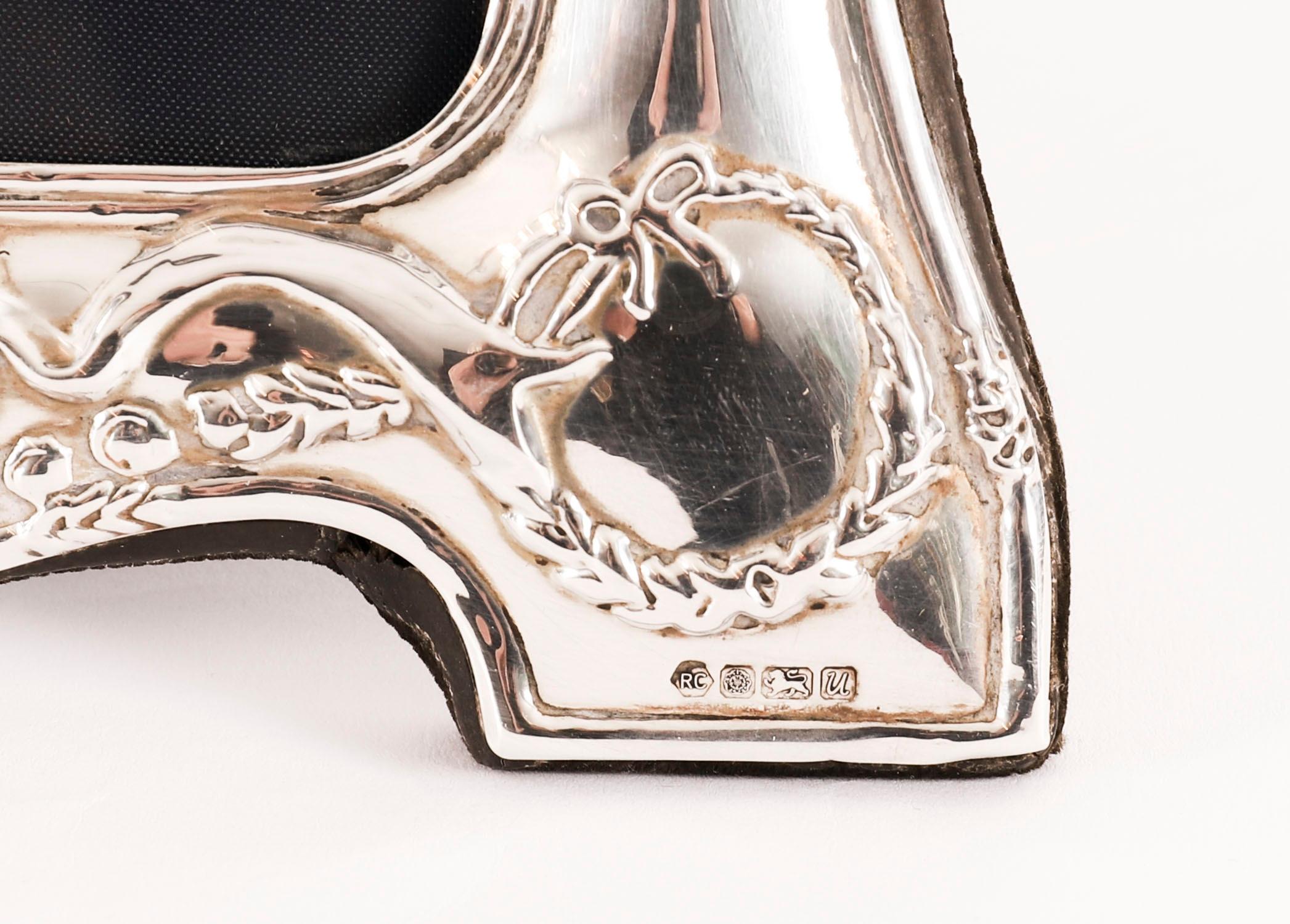 Portafoto d'epoca in argento sterling RBB Sheffield 1990 20cm x 16cm in vendita 4
