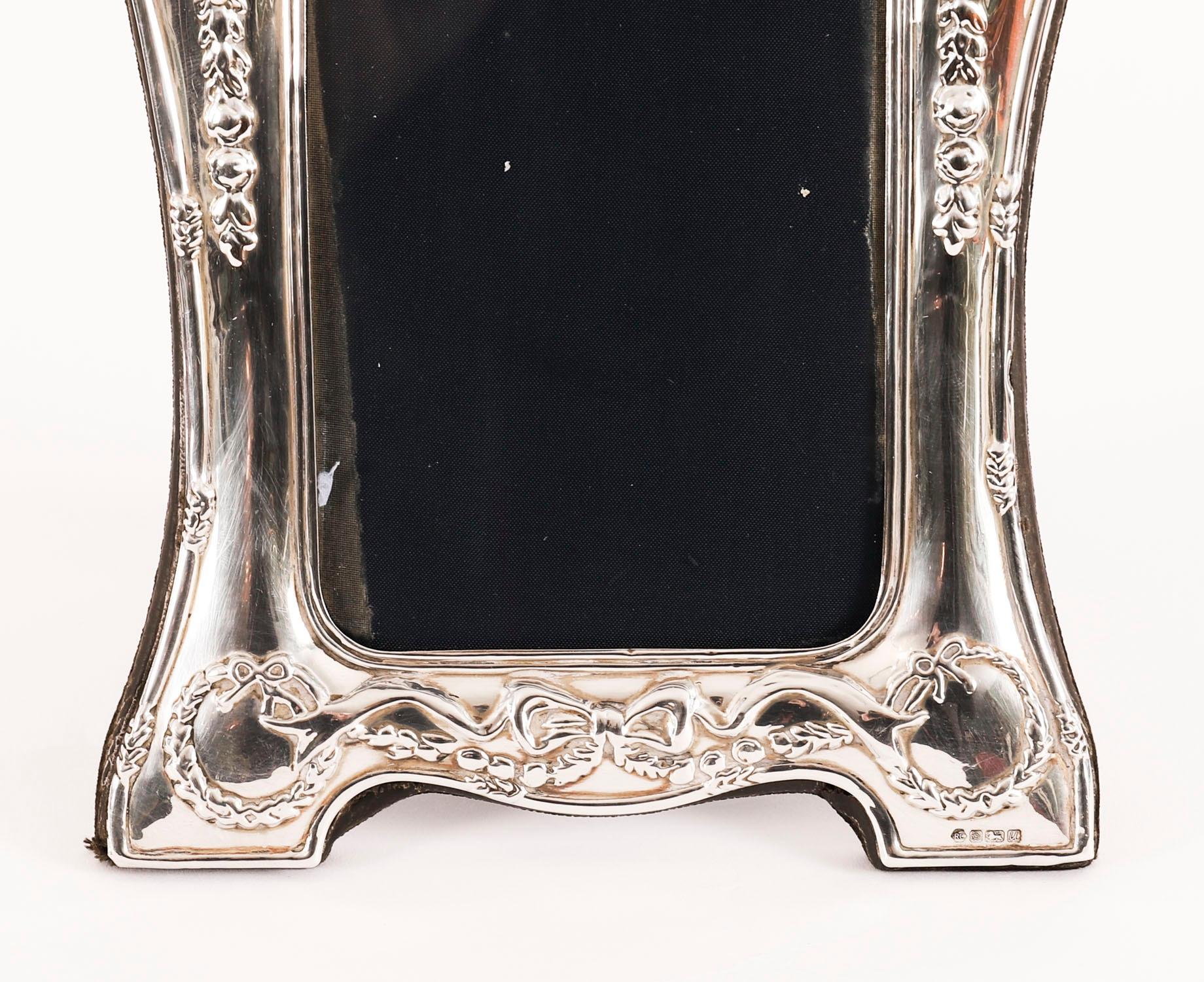 Portafoto d'epoca in argento sterling RBB Sheffield 1990 20cm x 16cm In condizioni buone in vendita a London, GB