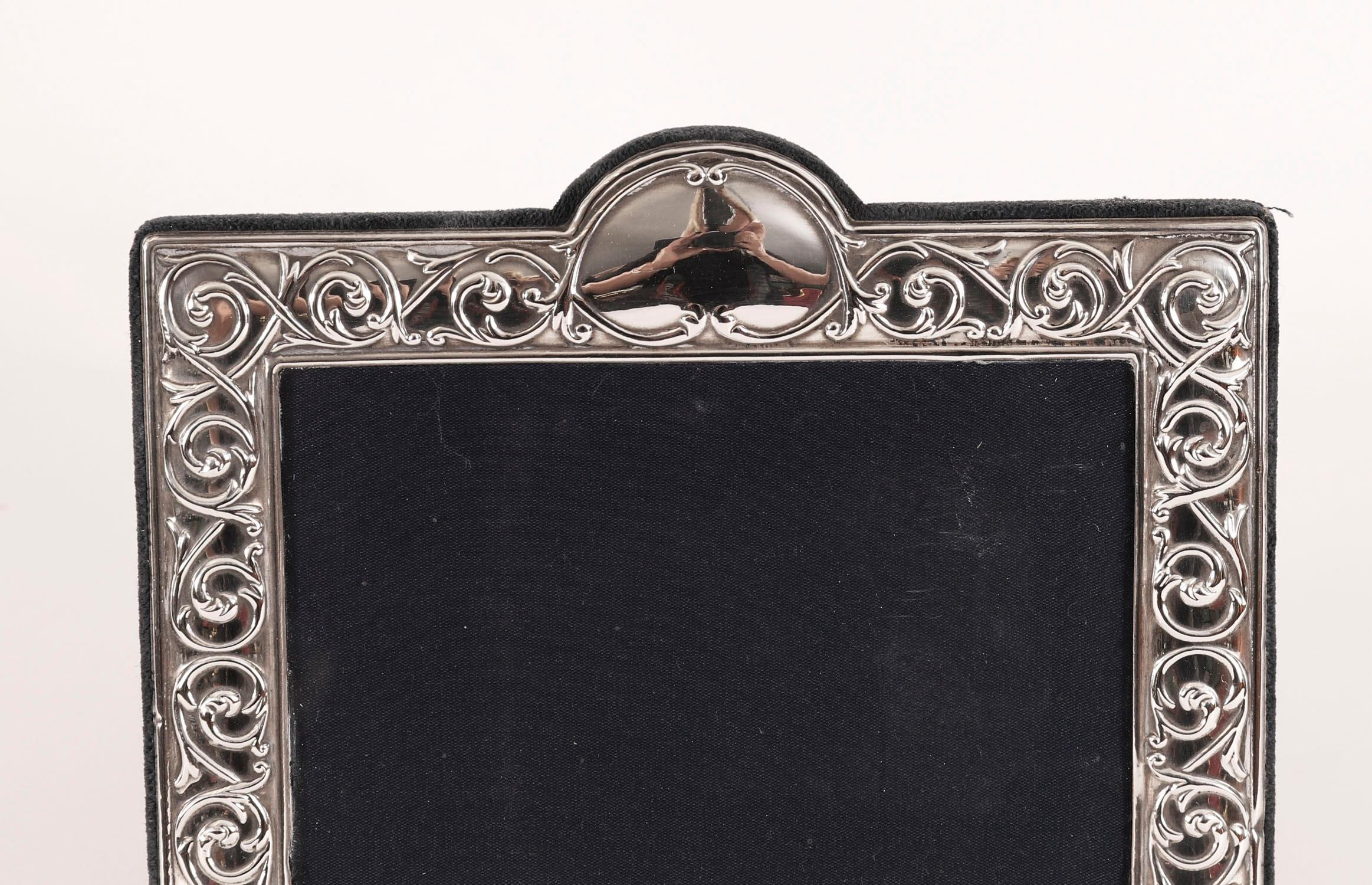 Portafoto d'epoca in argento sterling RC Sheffield 1995 16cm x 18cm In condizioni buone in vendita a London, GB