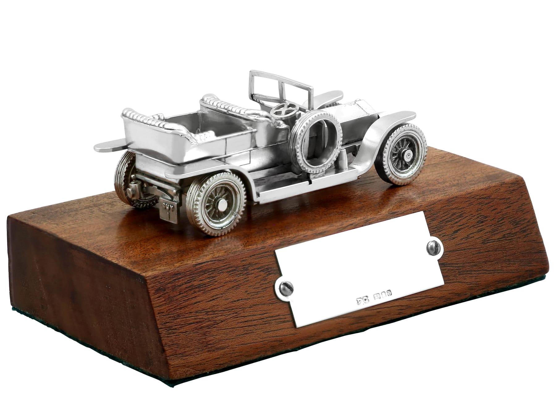 Modello di auto di presentazione in argento Sterling vintage (1984) in vendita 3