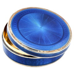 Boîte de commode ronde vintage en argent sterling avec couvercle en émail guilloché bleu