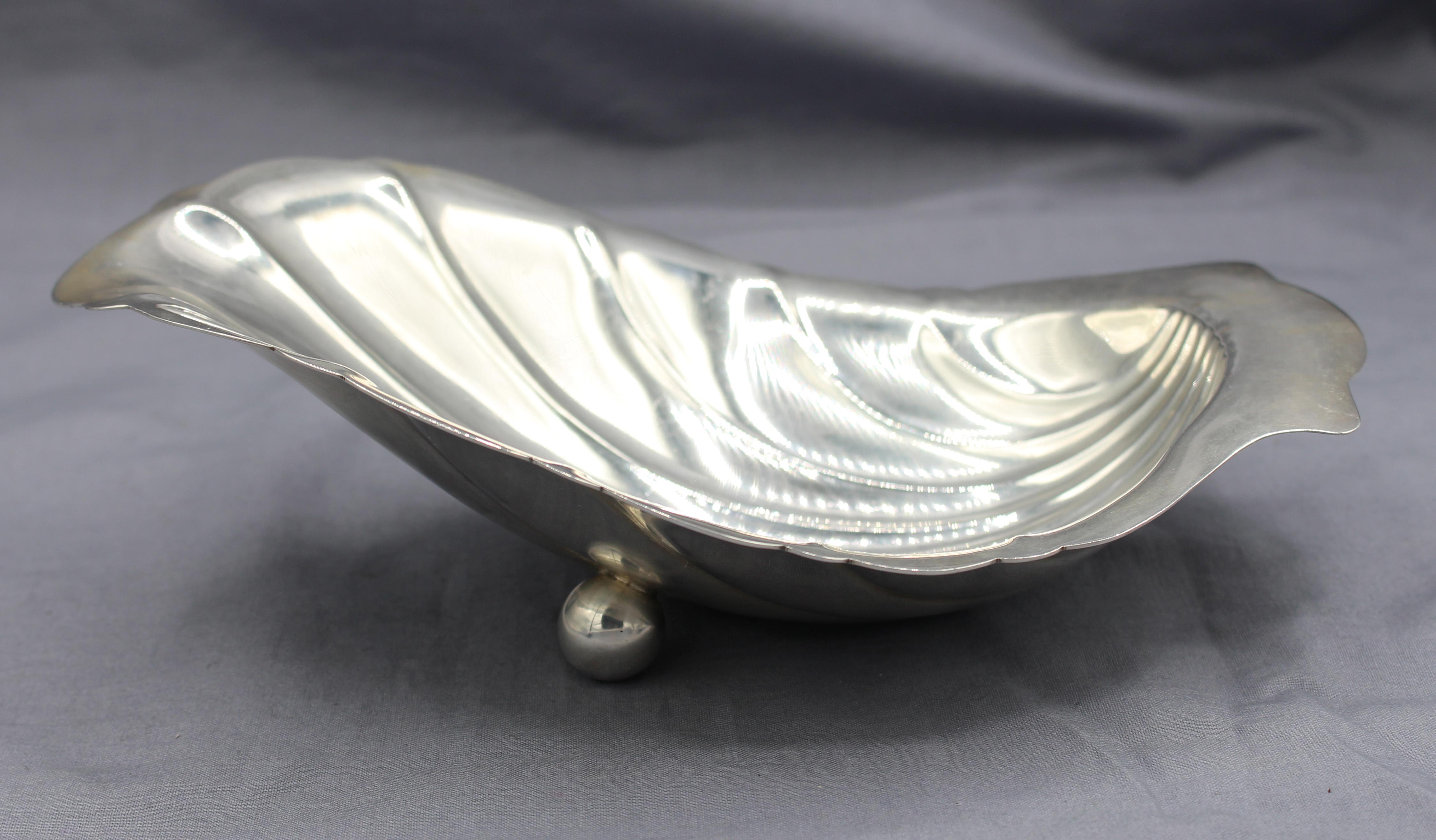 Vintage Sterling Silver Scallop Shell Dish In Good Condition In Chapel Hill, NC
