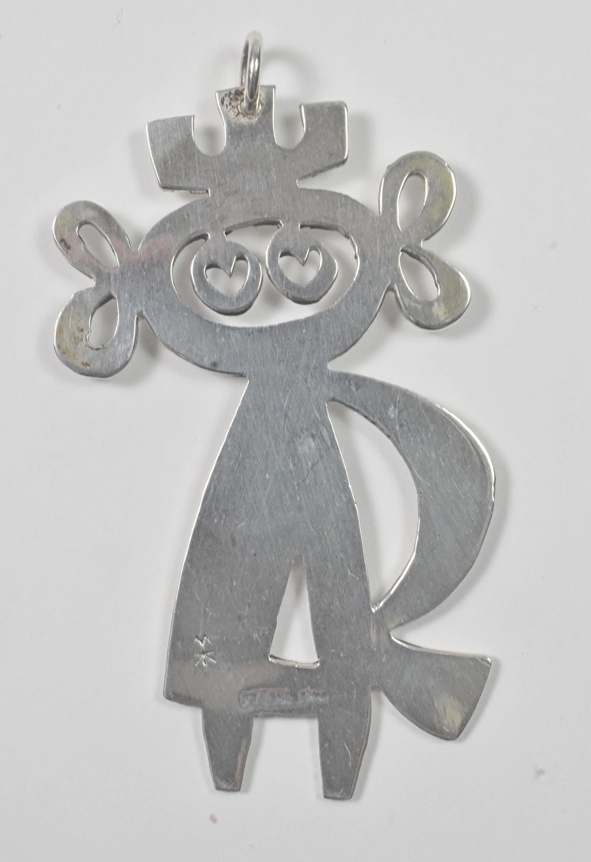 Vintage sterling silver signed EK MIK stousland modernist figural pendant, circa 1960s. MIK Stousland (1920-2002) was an architect, sculptor, and jewelry maker who chaired the architecture department at Miami University in Oxford, Ohio. He usually
