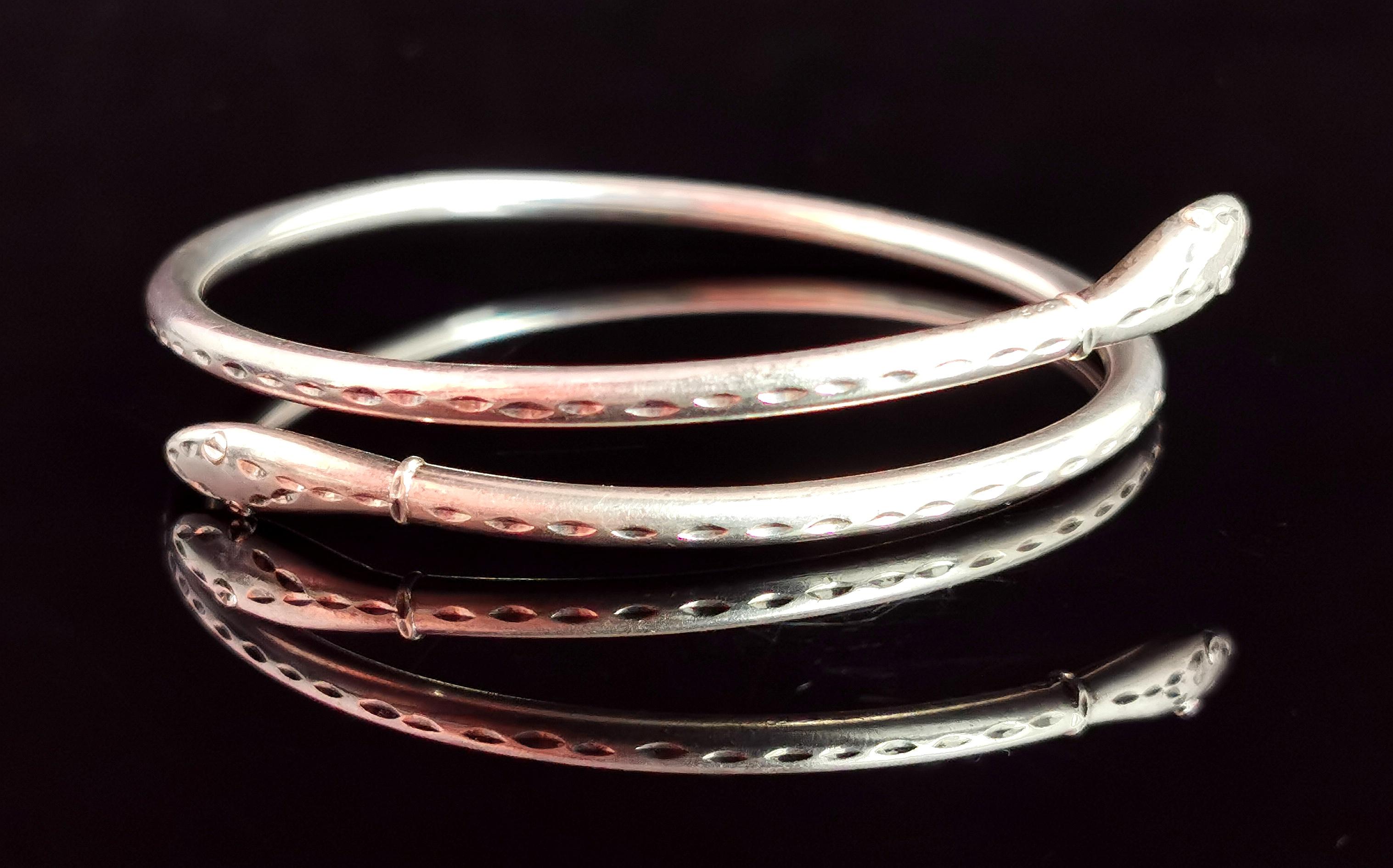 Vintage-Schlangenarmreif aus Sterlingsilber, Ouroboros im Zustand „Relativ gut“ in NEWARK, GB
