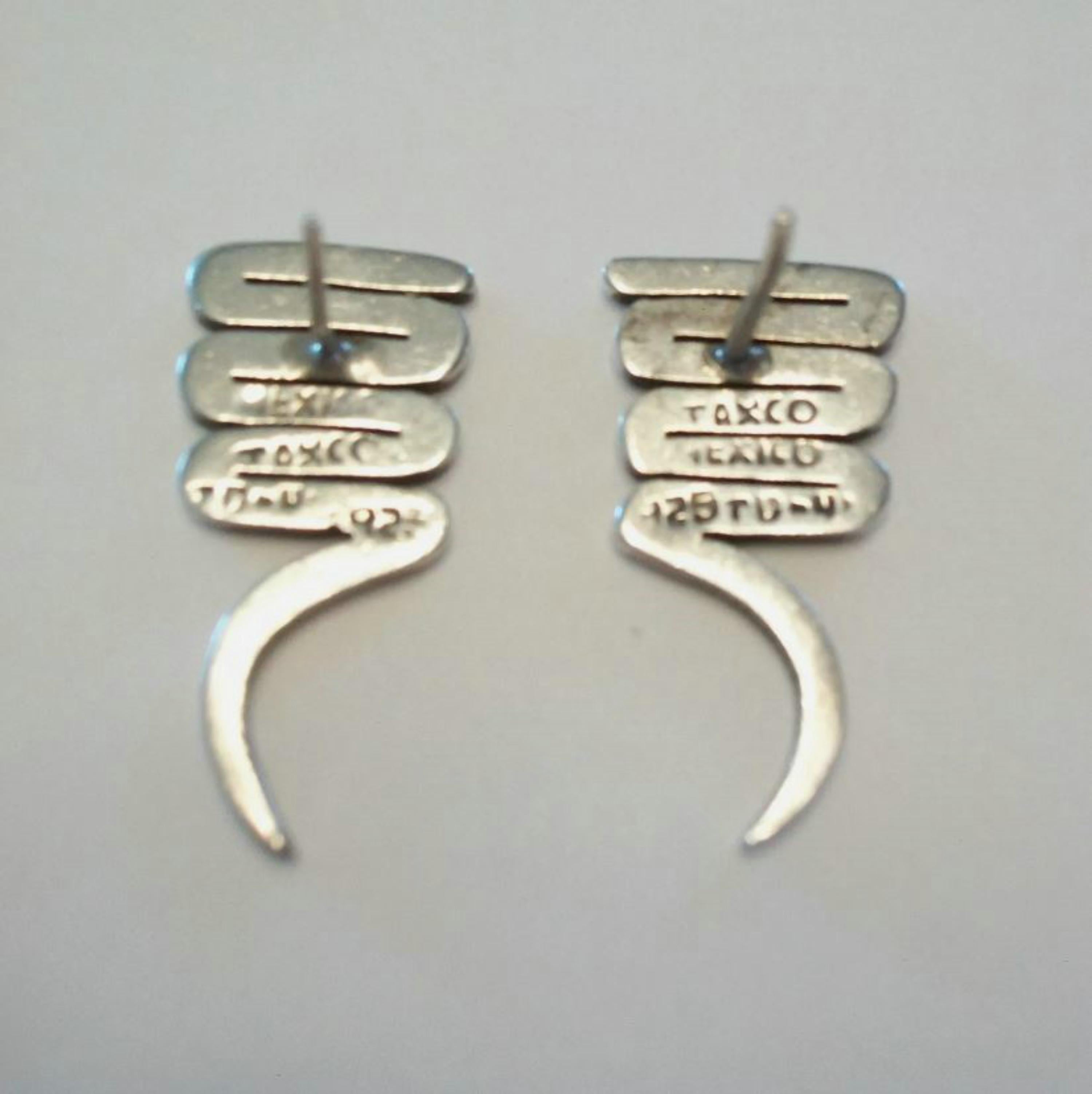 Women's or Men's Vintage Sterling Silver Squiggle Earrings - Signed - Mexico - Late 20th Century For Sale