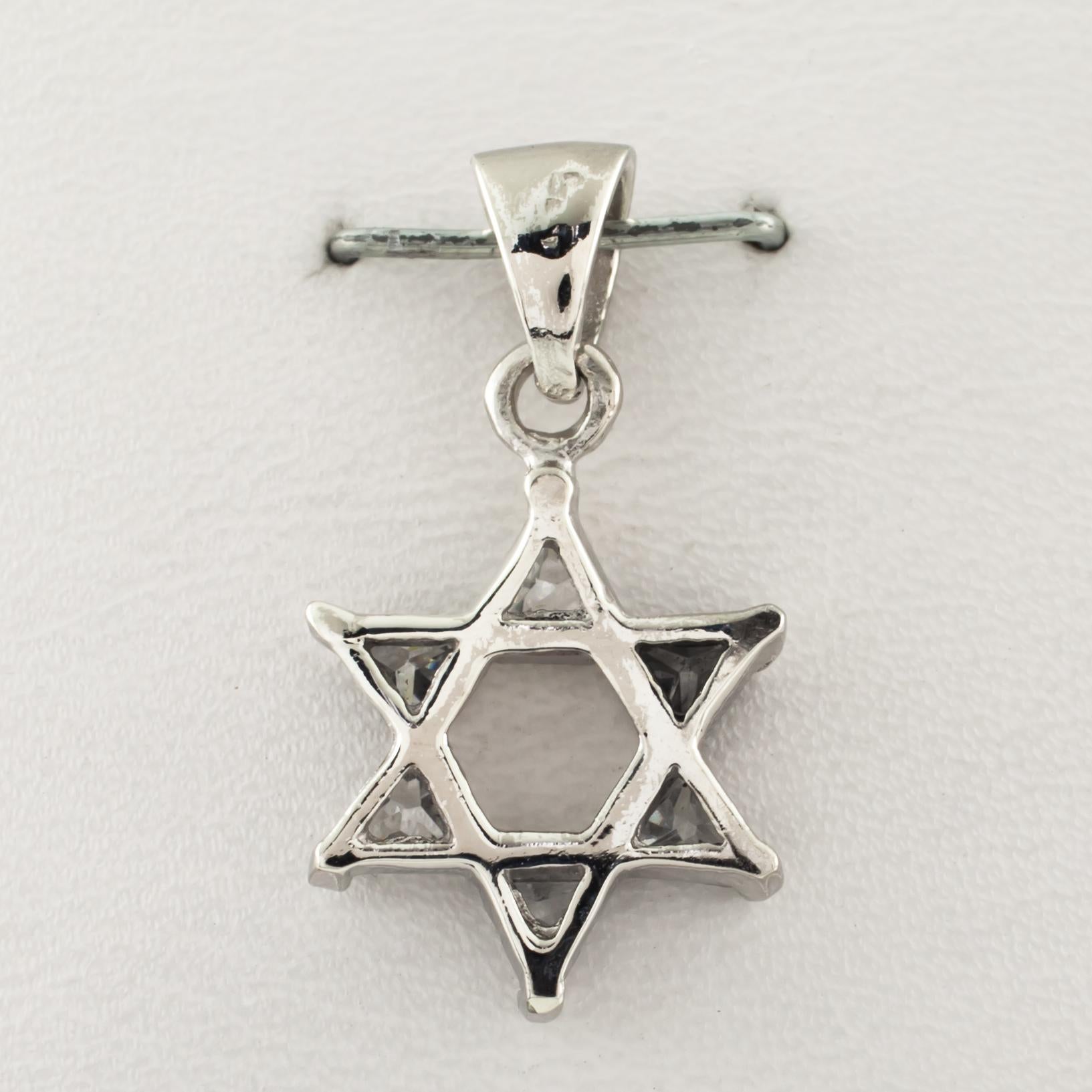 Vintage Sterling Silver Star of David Pendant with Crystal Accents For Sale 2