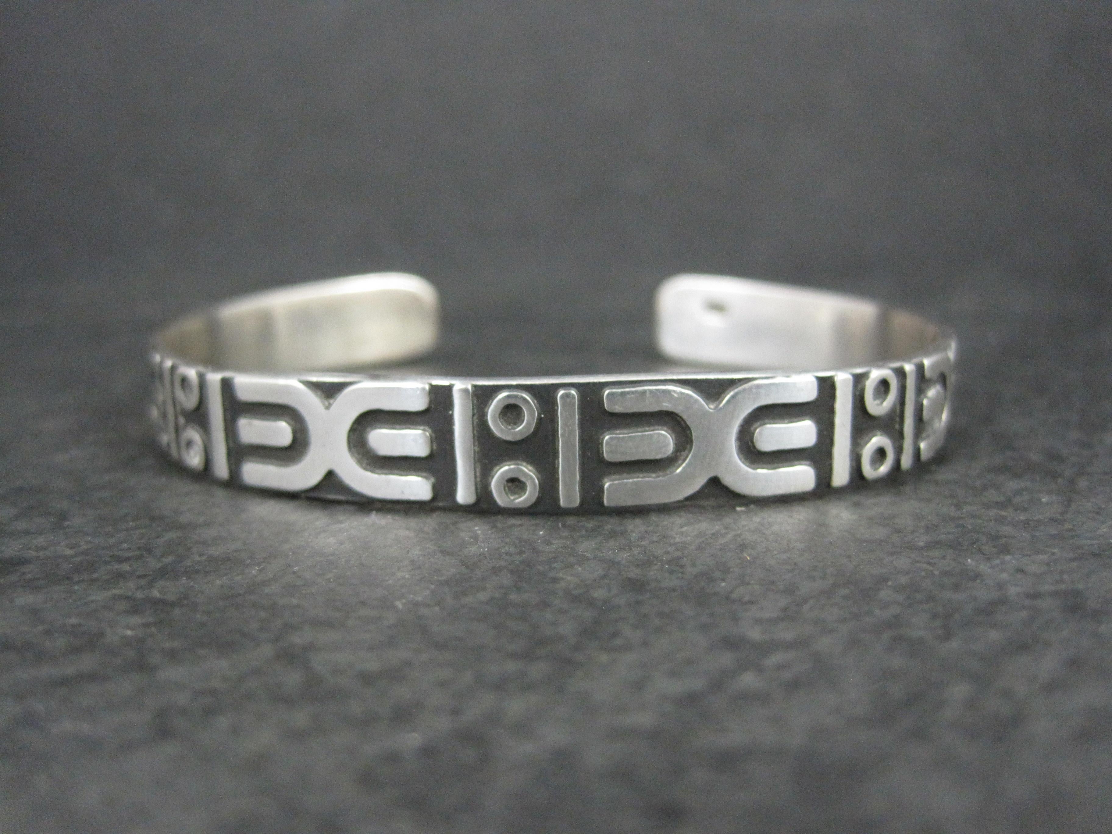 Bracciale tribale d'argento vintage da 6,5 pollici in vendita 4