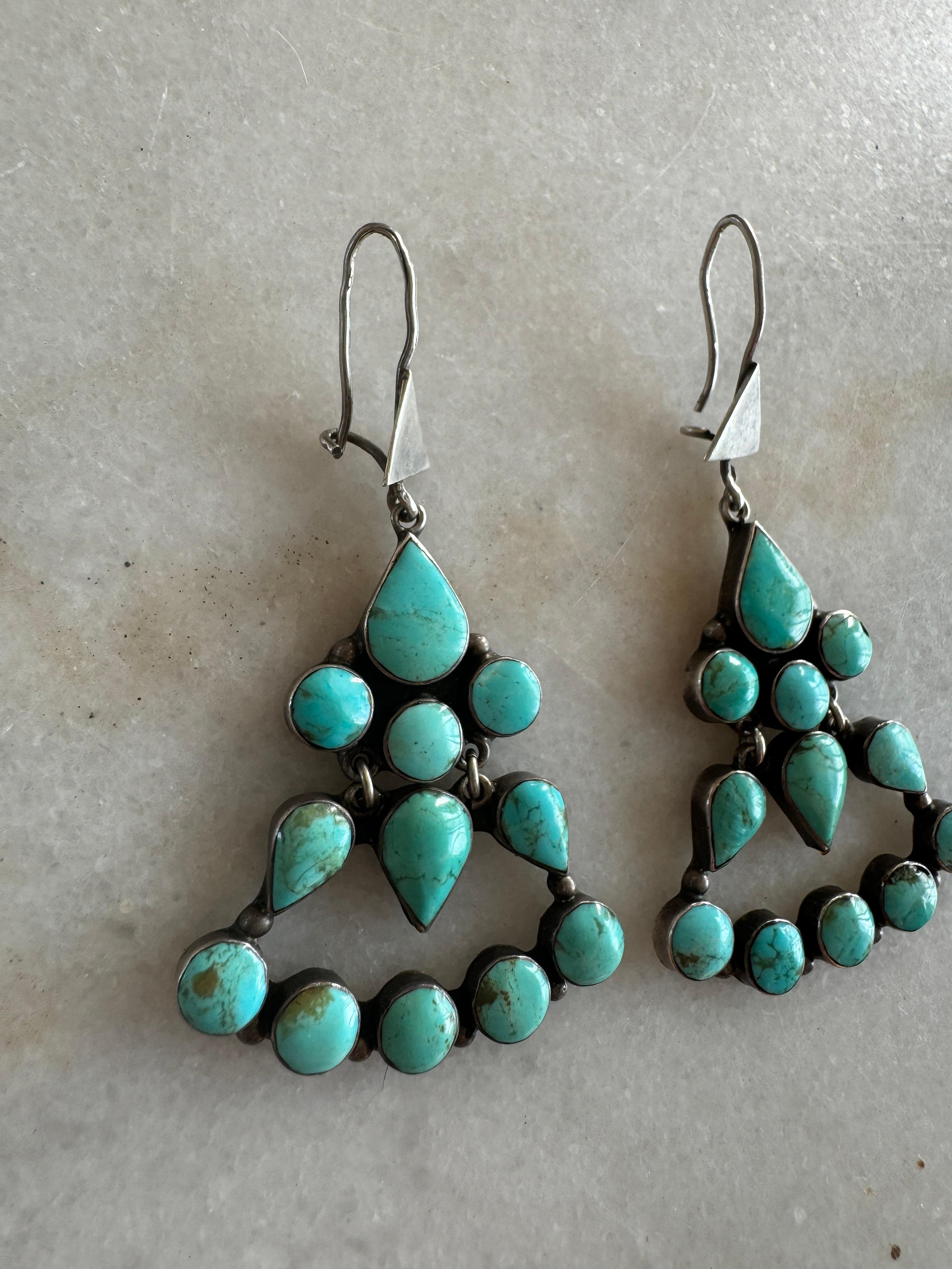 Vintage Sterling Silver & Turquoise Drop Earrings In Good Condition For Sale In New York, NY