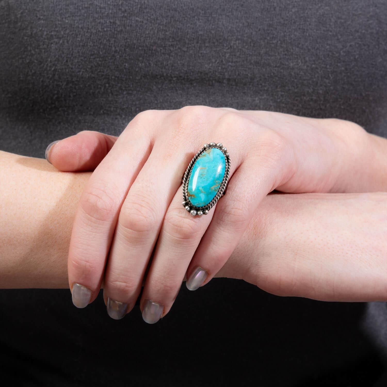 Women's Vintage Sterling Silver Turquoise Ring For Sale