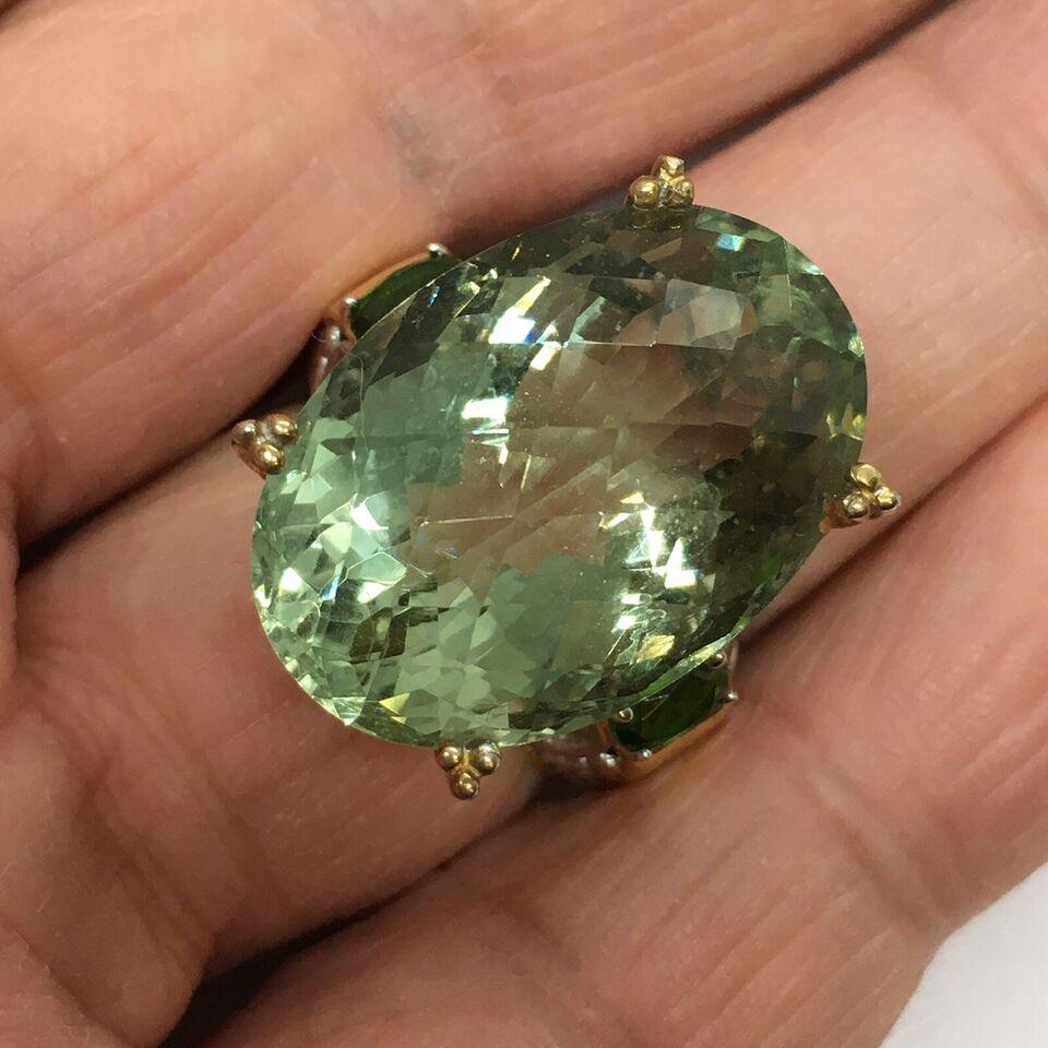 Oval Cut Vintage Sterling Sliver Green Quartz Prasiolite Lady's Ring 14.5 Gram Size 8 For Sale