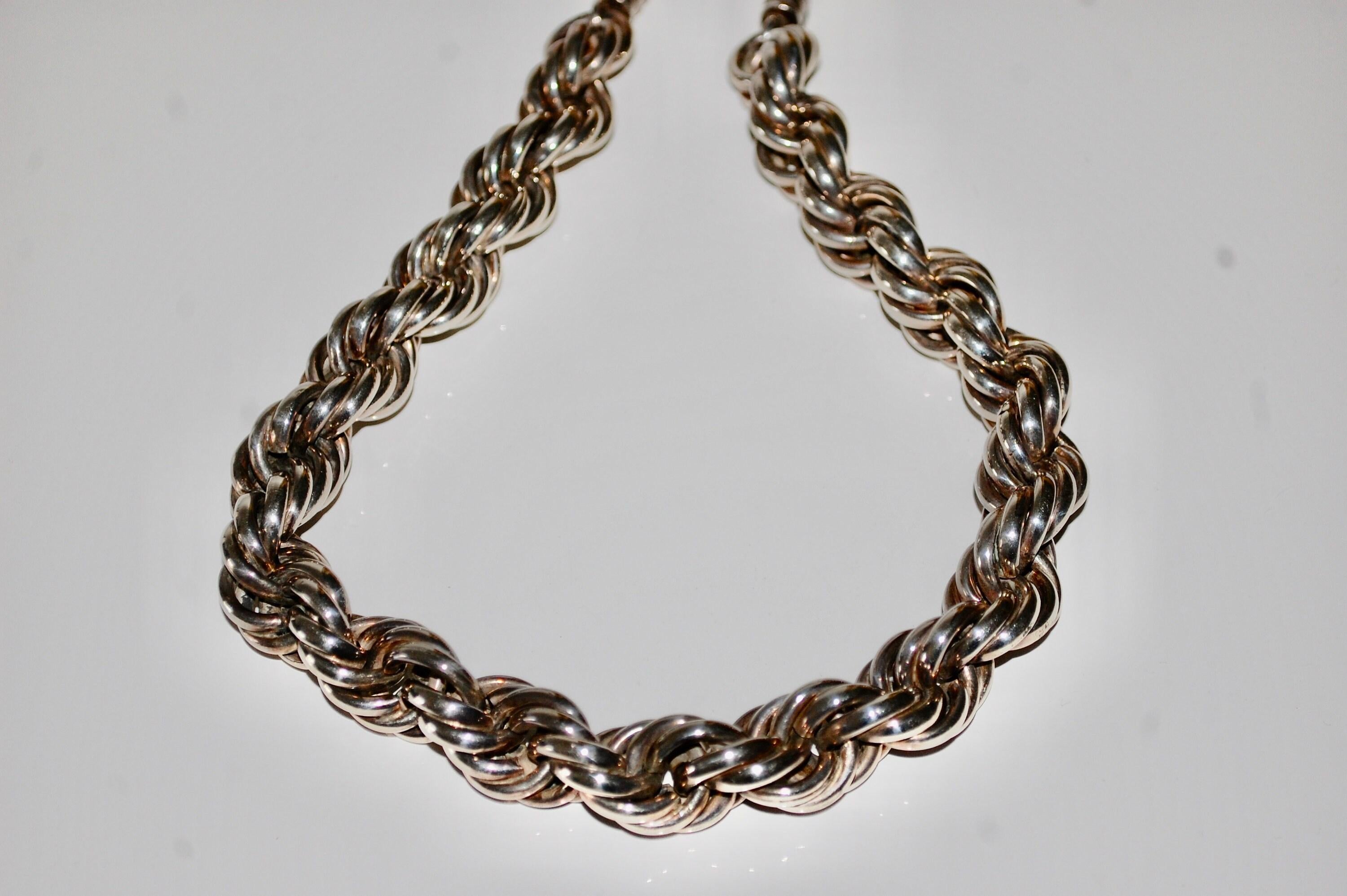 Vintage sterling chocker marked 95. Elegant thick rope  like necklace about 17