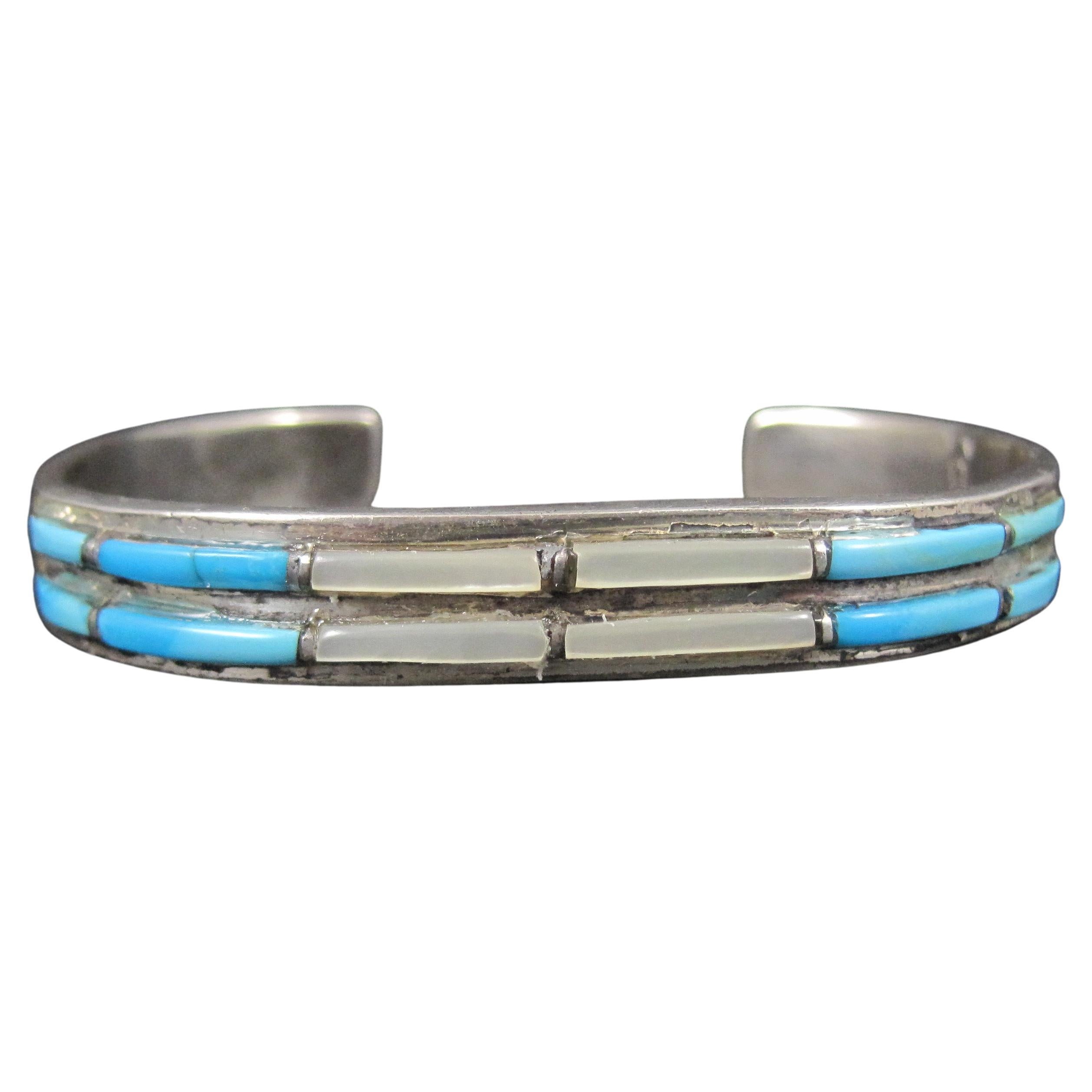 Bracciale d'epoca in argento con turchese e madreperla, 6" Gilbert Ortega in vendita